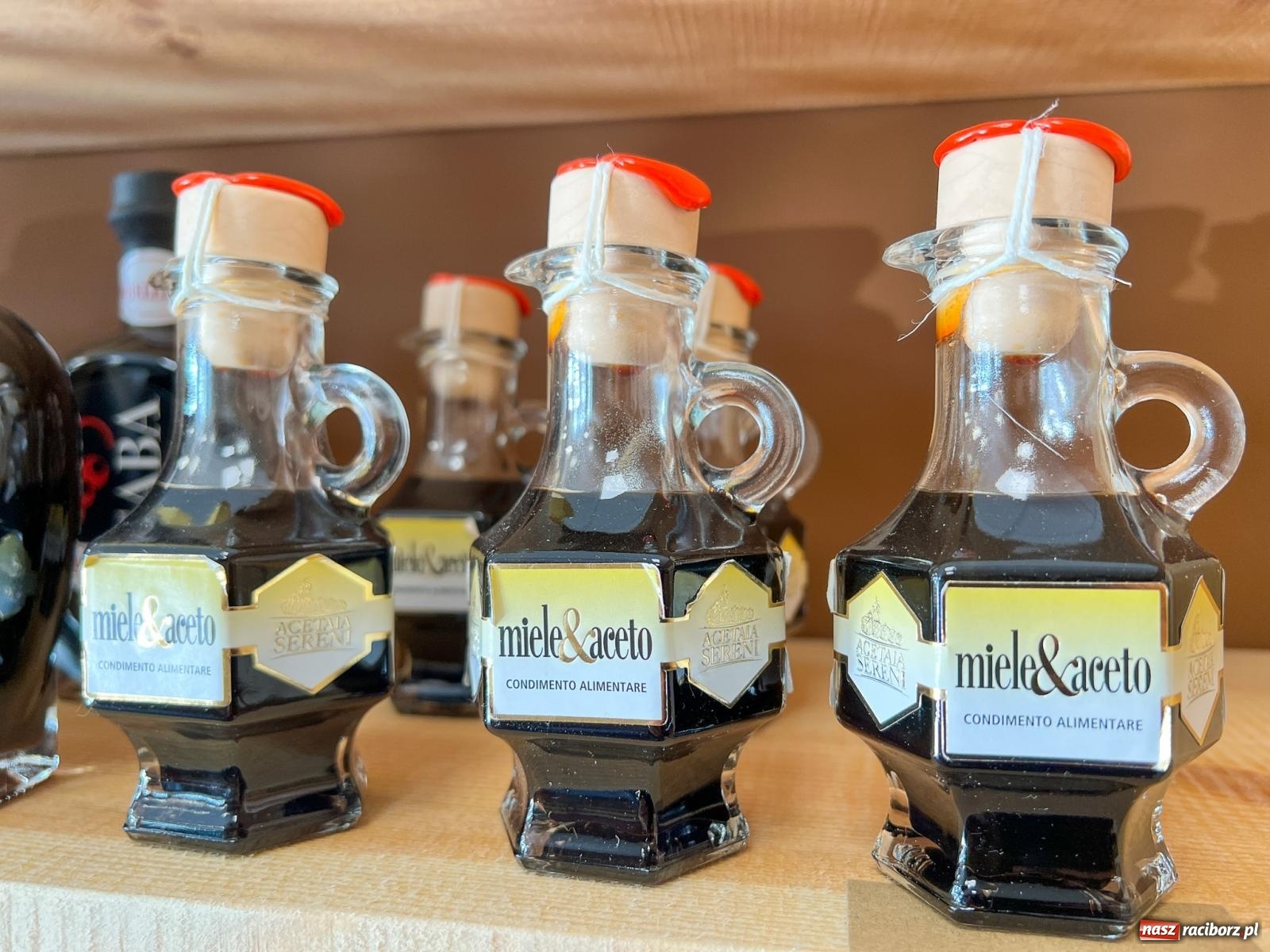 Zdjęcie w galerii na portalu naszraciborz.pl: Oliwa i Wino. Włoski skład w Raciborzu z setkami nowych produktów [FOTO] wiadomości z regionu