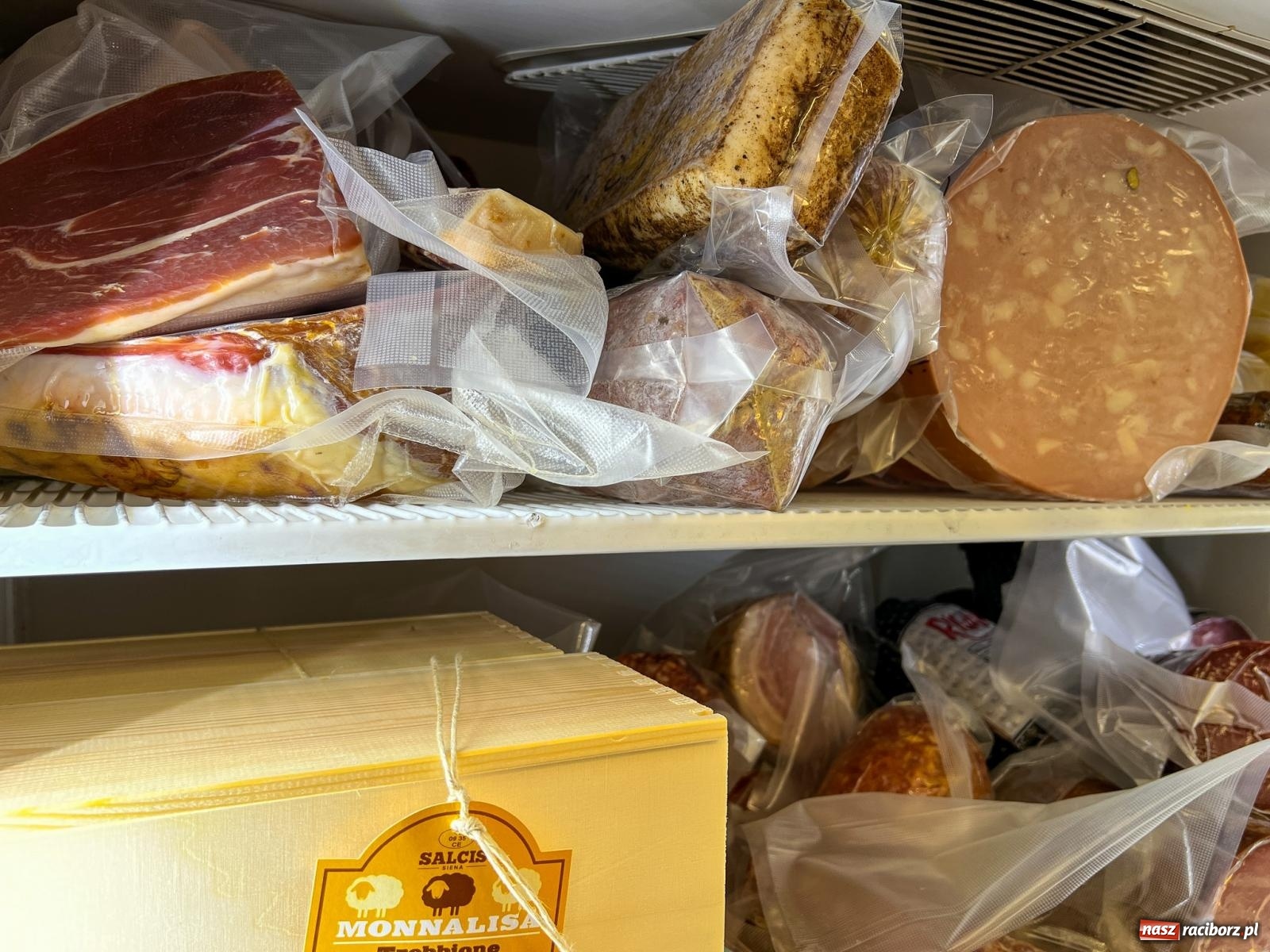 Zdjęcie w galerii na portalu naszraciborz.pl: Oliwa i Wino. Włoski skład w Raciborzu z setkami nowych produktów [FOTO] wiadomości z regionu