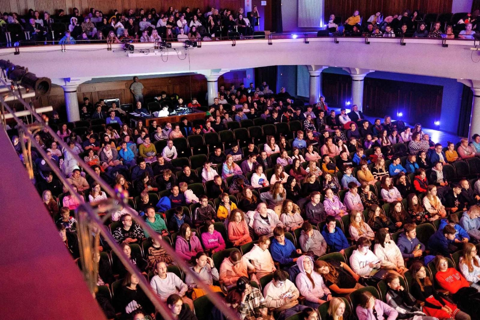 Zdjęcie w galerii na portalu naszraciborz.pl: Festiwal podróżniczy WIATRAKI - podsumowanie edycji i pełna fotorelacja wiadomości z regionu