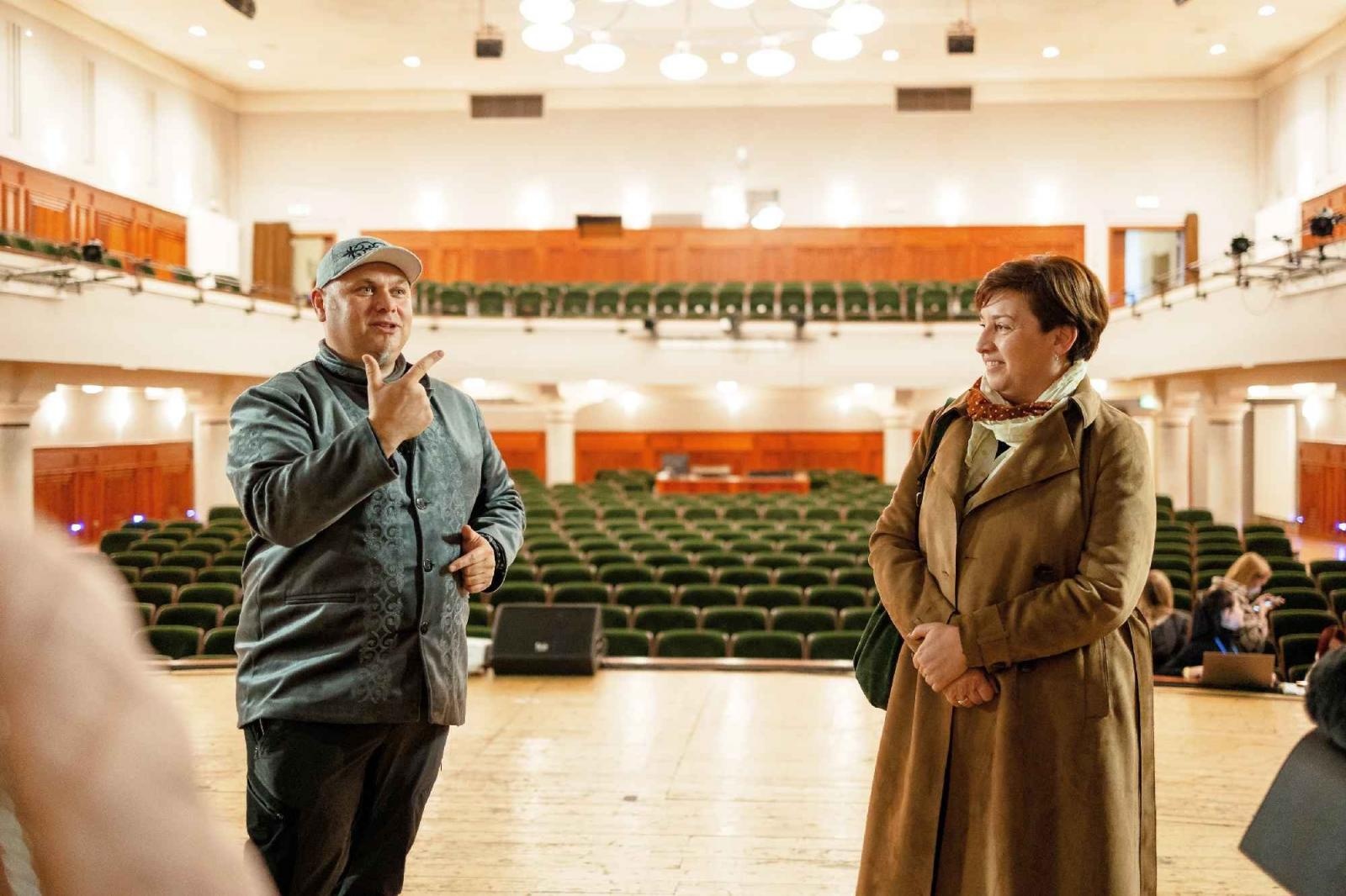 Zdjęcie w galerii na portalu naszraciborz.pl: Festiwal podróżniczy WIATRAKI - podsumowanie edycji i pełna fotorelacja wiadomości z regionu