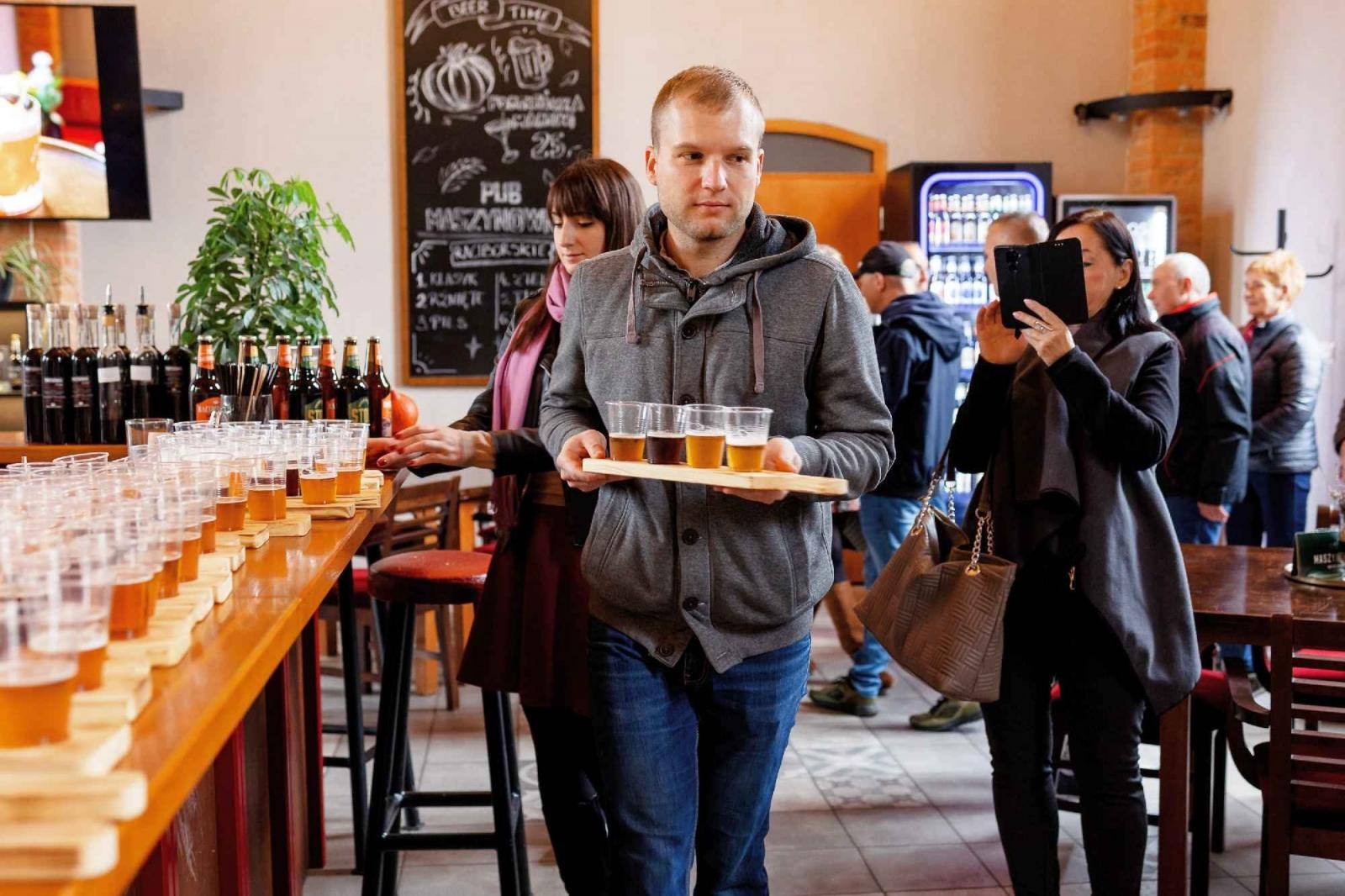 Zdjęcie w galerii na portalu naszraciborz.pl: Festiwal podróżniczy WIATRAKI - podsumowanie edycji i pełna fotorelacja wiadomości z regionu