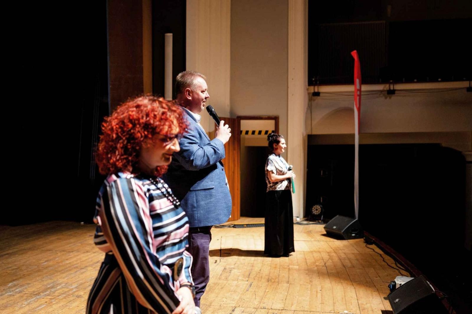 Zdjęcie w galerii na portalu naszraciborz.pl: Festiwal podróżniczy WIATRAKI - podsumowanie edycji i pełna fotorelacja wiadomości z regionu