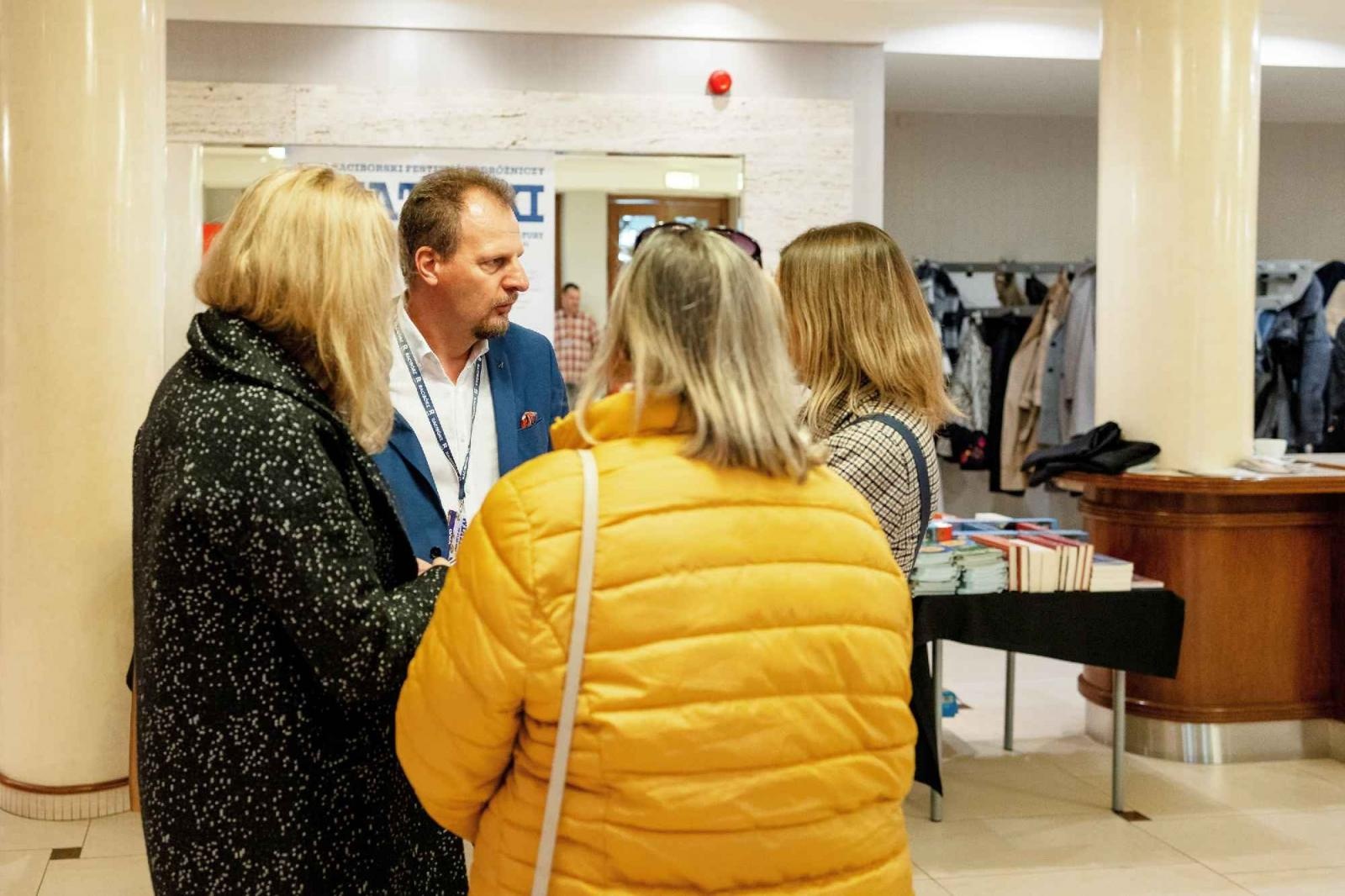 Zdjęcie w galerii na portalu naszraciborz.pl: Festiwal podróżniczy WIATRAKI - podsumowanie edycji i pełna fotorelacja wiadomości z regionu