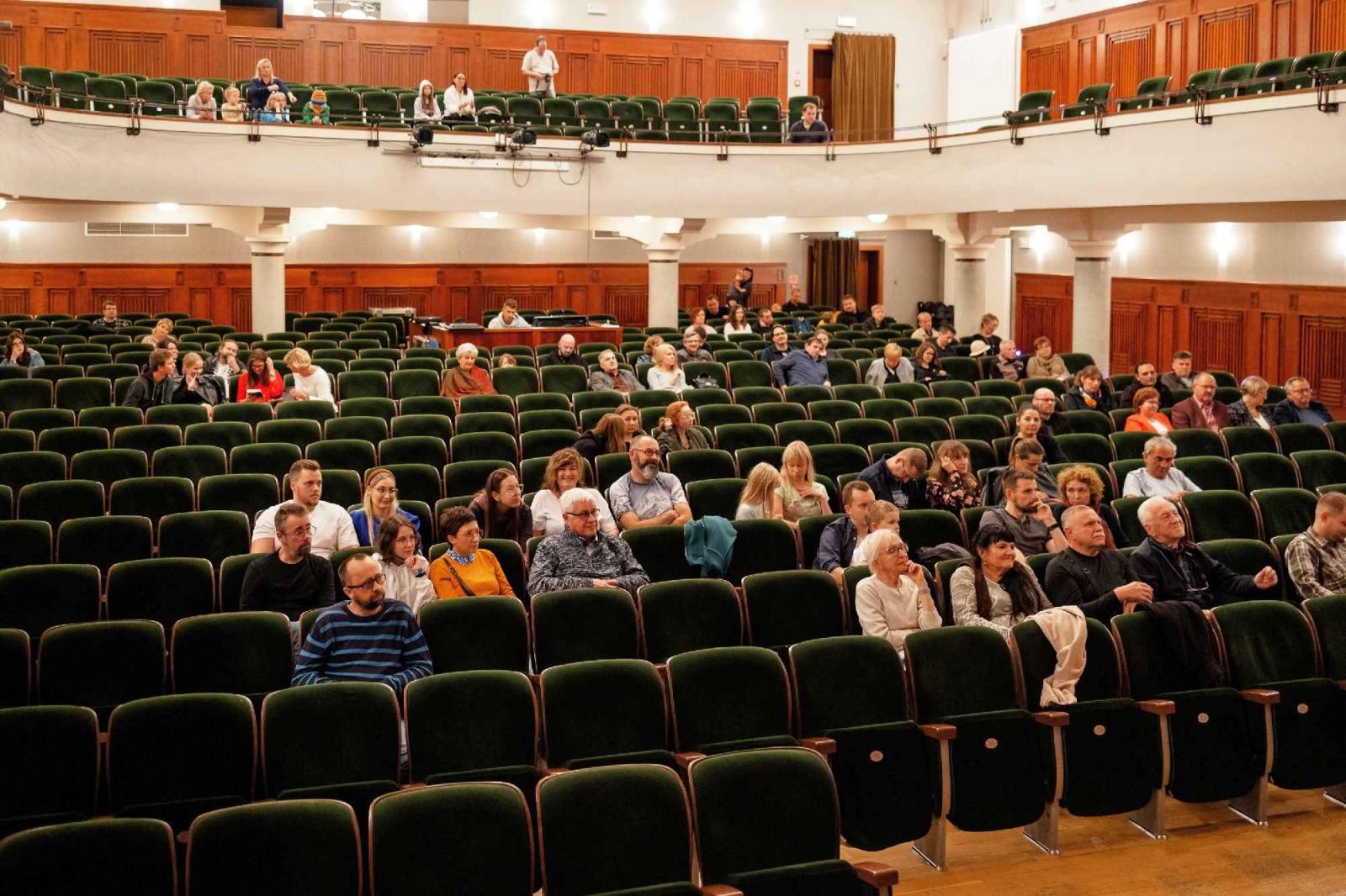 Zdjęcie w galerii na portalu naszraciborz.pl: Festiwal podróżniczy WIATRAKI - podsumowanie edycji i pełna fotorelacja wiadomości z regionu