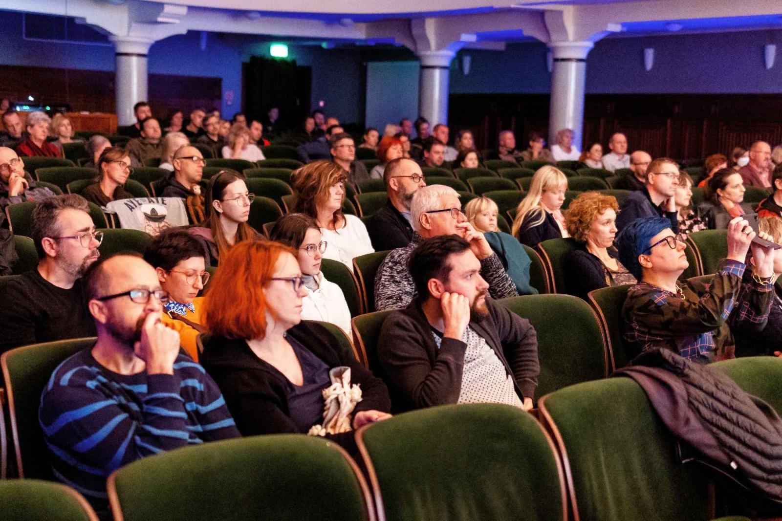 Zdjęcie w galerii na portalu naszraciborz.pl: Festiwal podróżniczy WIATRAKI - podsumowanie edycji i pełna fotorelacja wiadomości z regionu
