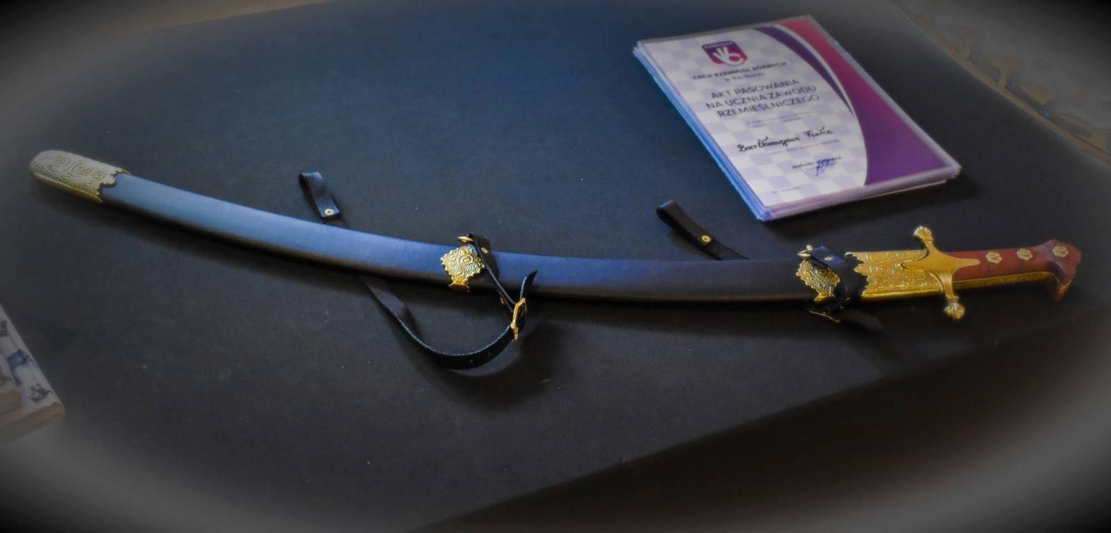 Zdjęcie w galerii na portalu naszraciborz.pl: Uroczyste pasowanie na ucznia zawodu rzemieślniczego wiadomości z regionu