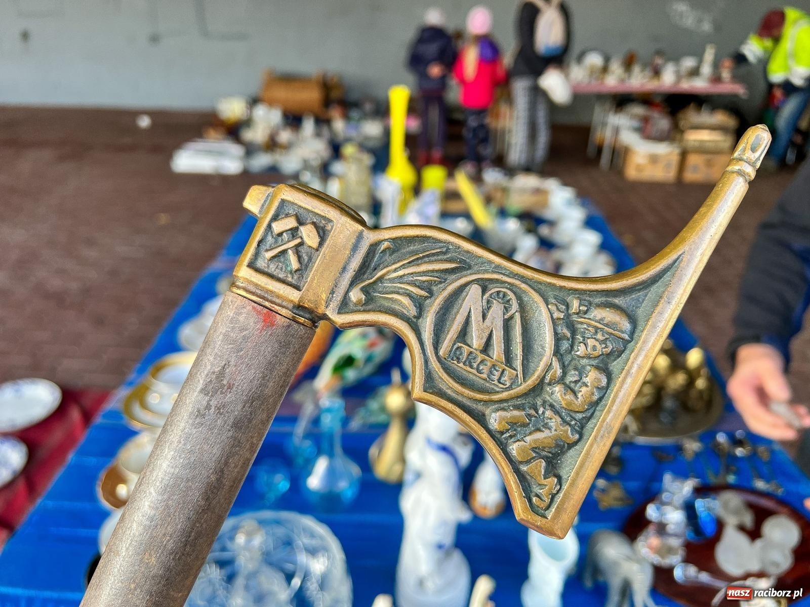 Zdjęcie w galerii na portalu naszraciborz.pl: Ciepła jesień sprzyja handlowi w Pietrowicach Wielkich [FOTO i WIDEO] wiadomości z regionu