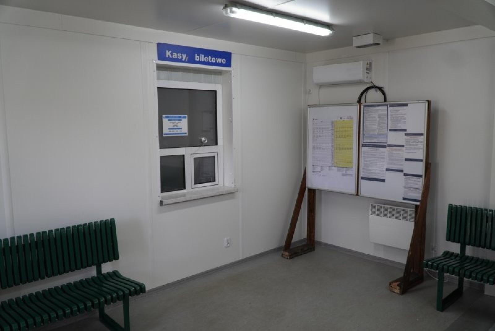 Zdjęcie w galerii na portalu naszraciborz.pl: Tymczasowy dworzec PKP już funkcjonuje [FOTO] wiadomości z regionu