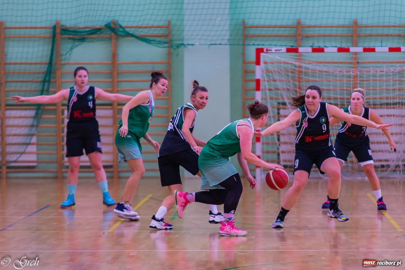 Zdjęcie w galerii na portalu naszraciborz.pl: Raciborska masakra piłą koszykową [FOTO i WIDEO] wiadomości z regionu