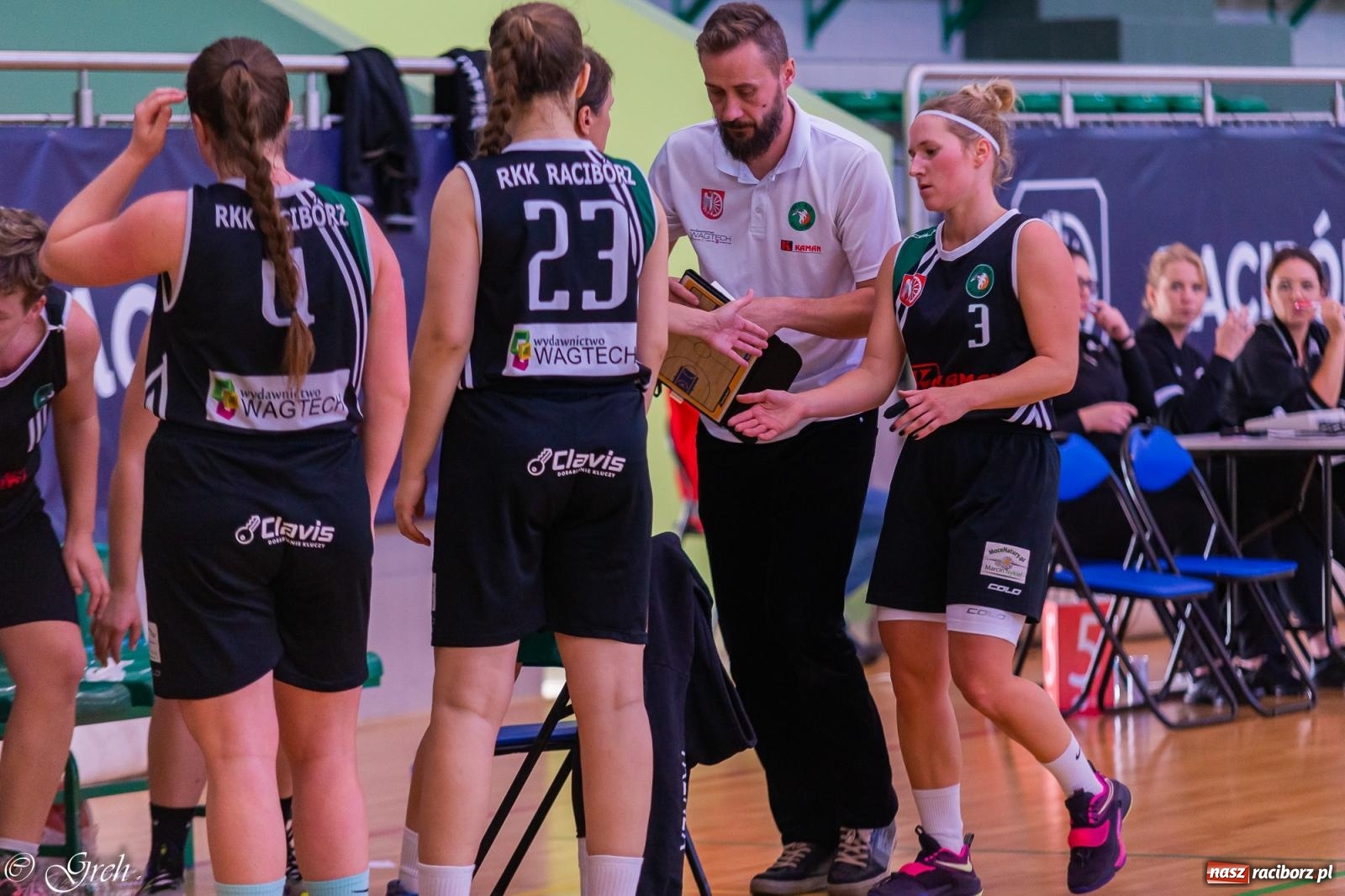 Zdjęcie w galerii na portalu naszraciborz.pl: Raciborska masakra piłą koszykową [FOTO i WIDEO] wiadomości z regionu