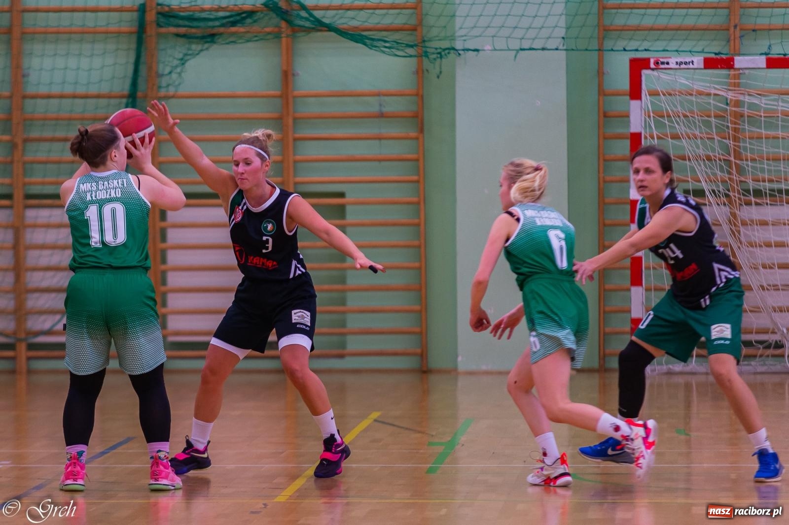 Zdjęcie w galerii na portalu naszraciborz.pl: Raciborska masakra piłą koszykową [FOTO i WIDEO] wiadomości z regionu