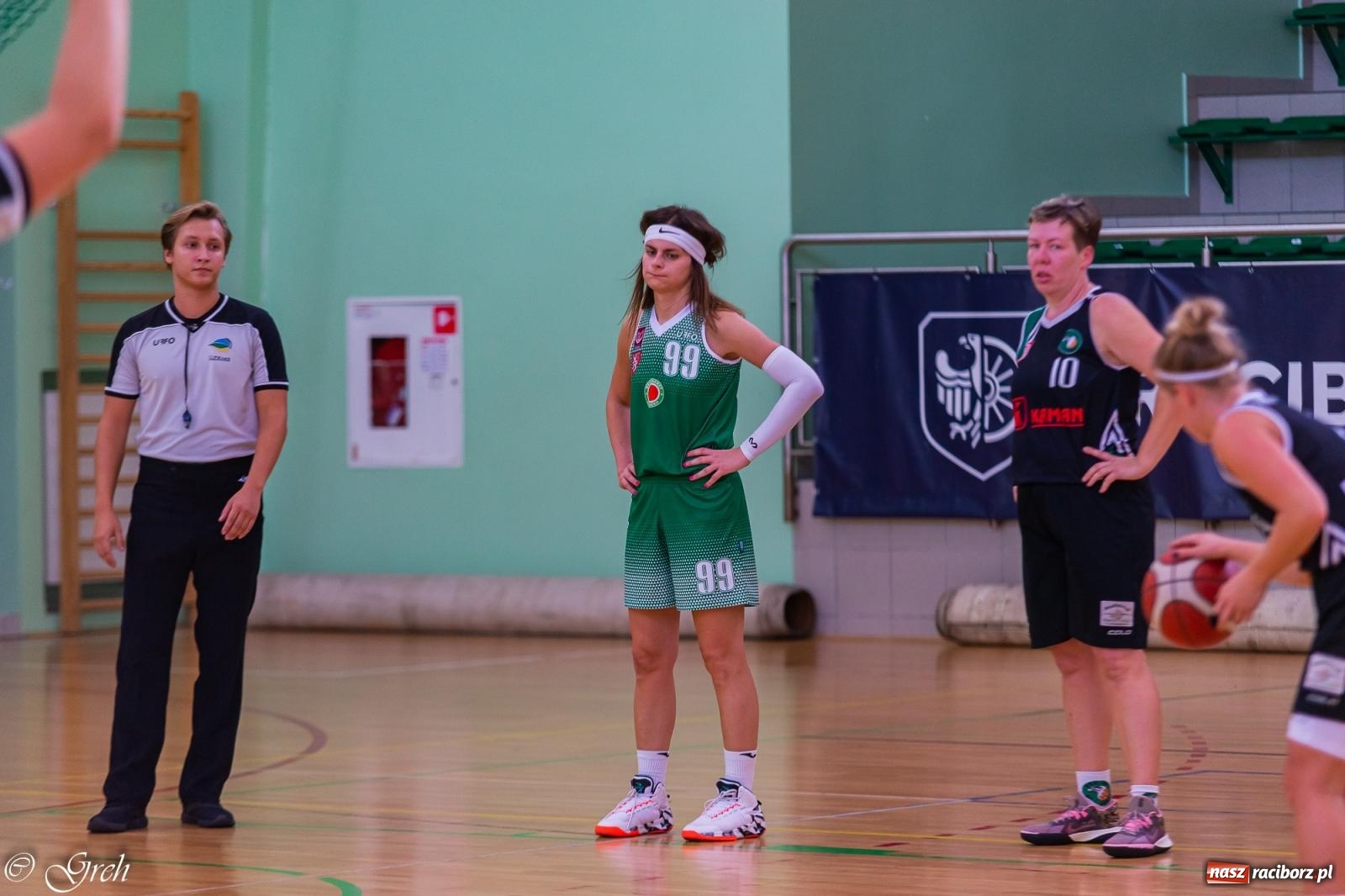 Zdjęcie w galerii na portalu naszraciborz.pl: Raciborska masakra piłą koszykową [FOTO i WIDEO] wiadomości z regionu