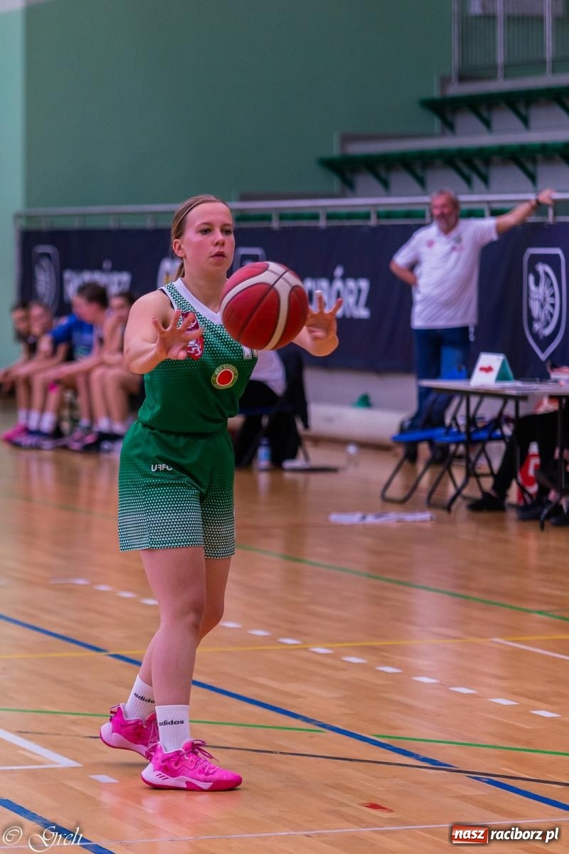 Zdjęcie w galerii na portalu naszraciborz.pl: Raciborska masakra piłą koszykową [FOTO i WIDEO] wiadomości z regionu