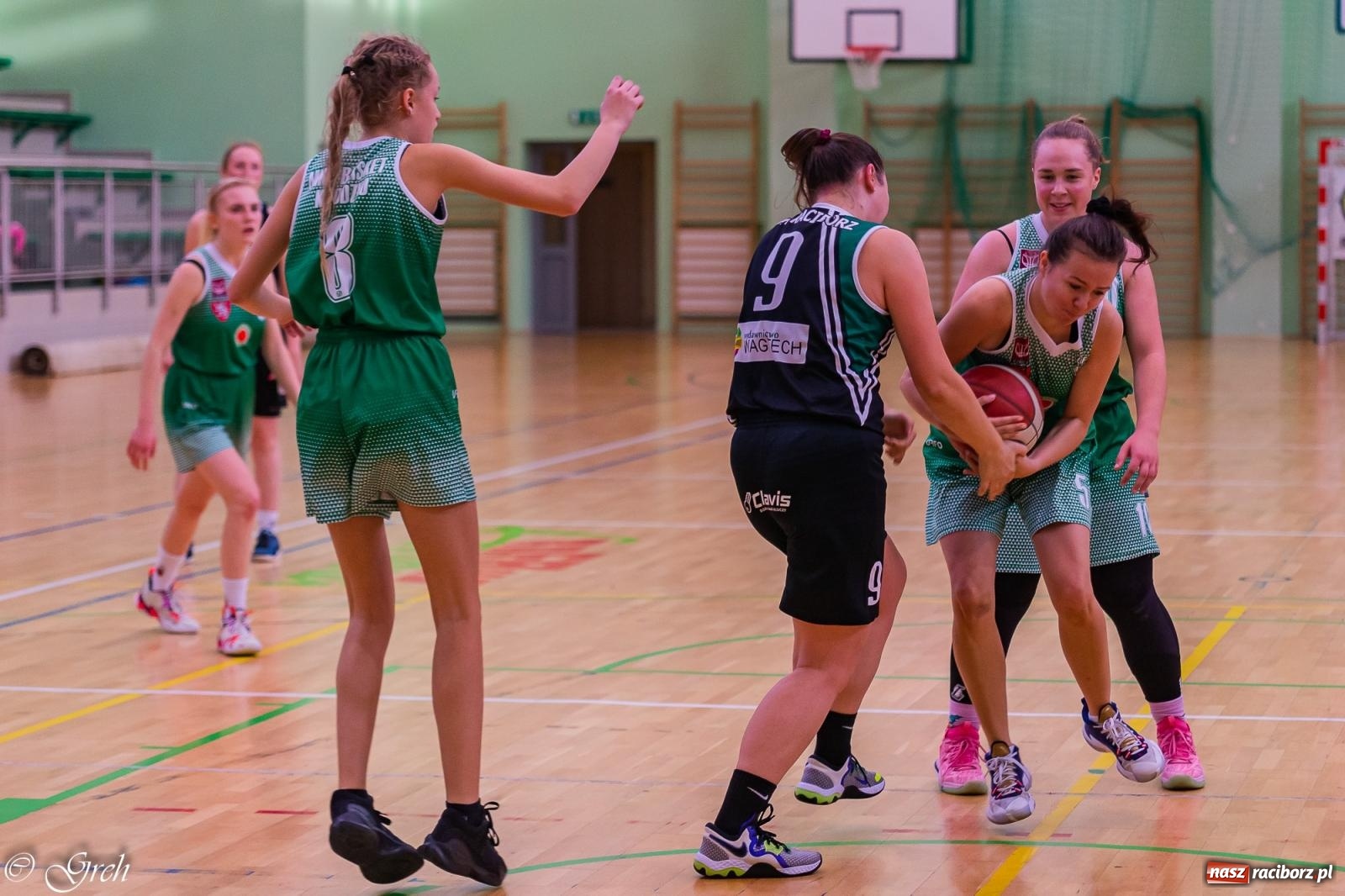 Zdjęcie w galerii na portalu naszraciborz.pl: Raciborska masakra piłą koszykową [FOTO i WIDEO] wiadomości z regionu