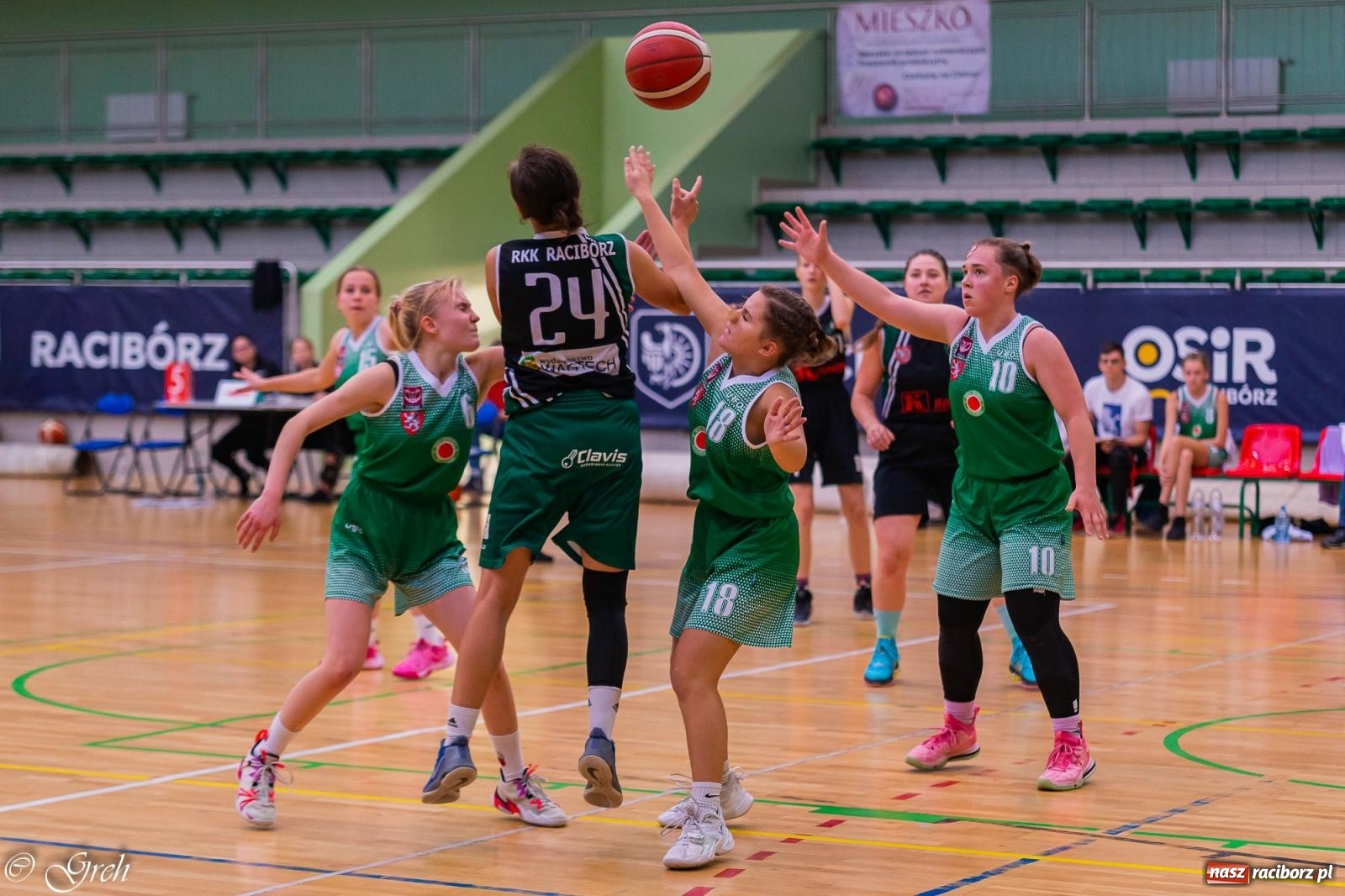 Zdjęcie w galerii na portalu naszraciborz.pl: Raciborska masakra piłą koszykową [FOTO i WIDEO] wiadomości z regionu