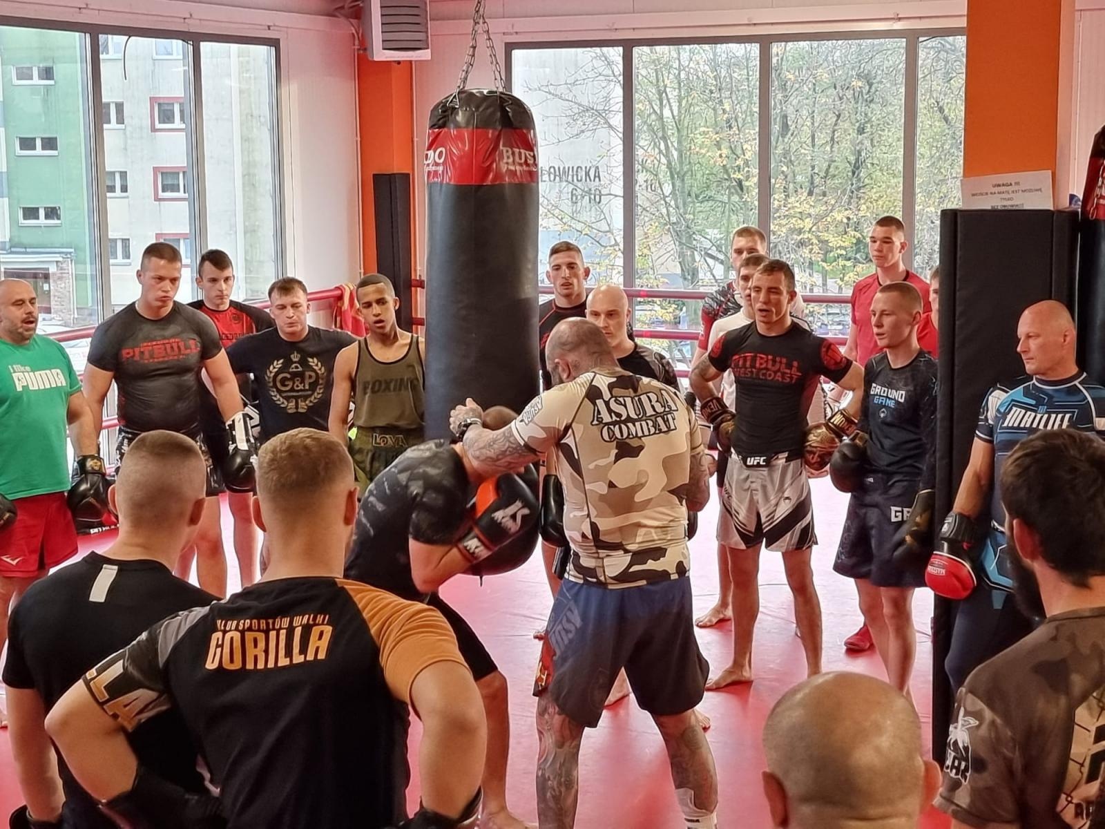 Zdjęcie w galerii na portalu naszraciborz.pl: Legenda polskiego MMA w Brooklyngym wiadomości z regionu