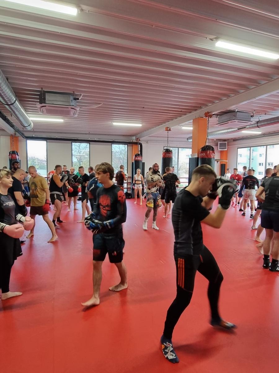 Zdjęcie w galerii na portalu naszraciborz.pl: Legenda polskiego MMA w Brooklyngym wiadomości z regionu