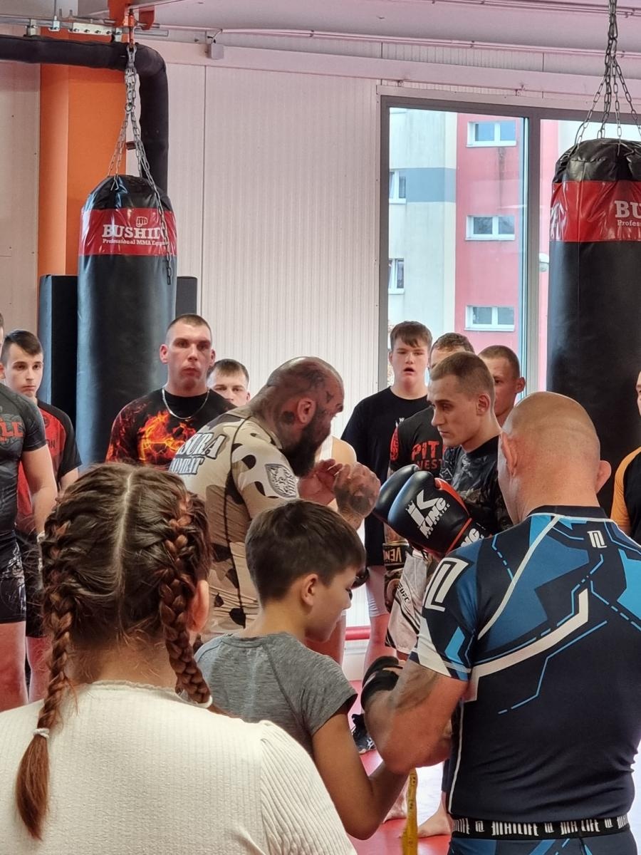 Zdjęcie w galerii na portalu naszraciborz.pl: Legenda polskiego MMA w Brooklyngym wiadomości z regionu