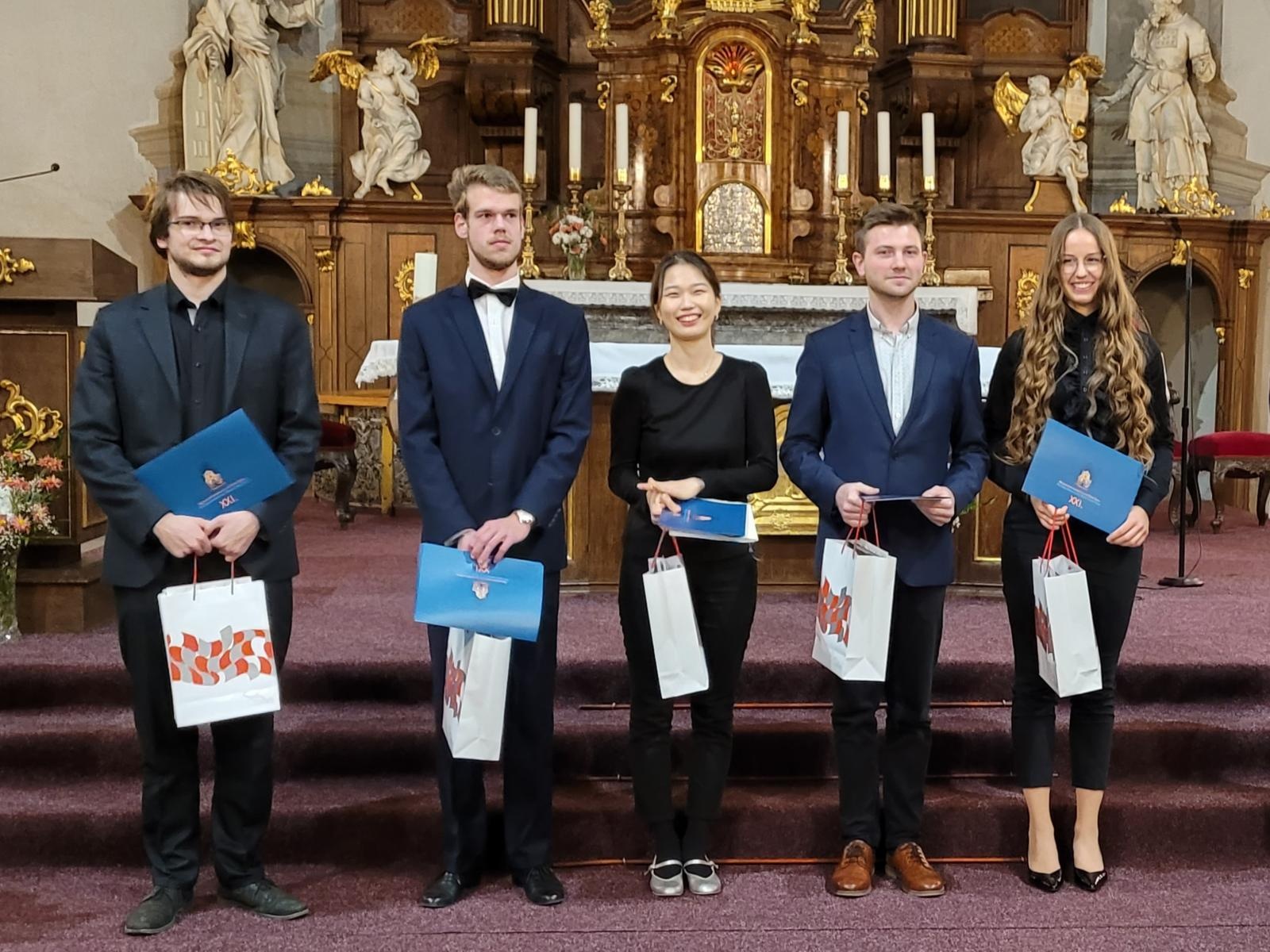 Zdjęcie w galerii na portalu naszraciborz.pl: Mariusz Wycisk z Kuźni Raciborskiej laureatem konkursu w Opawie wiadomości z regionu