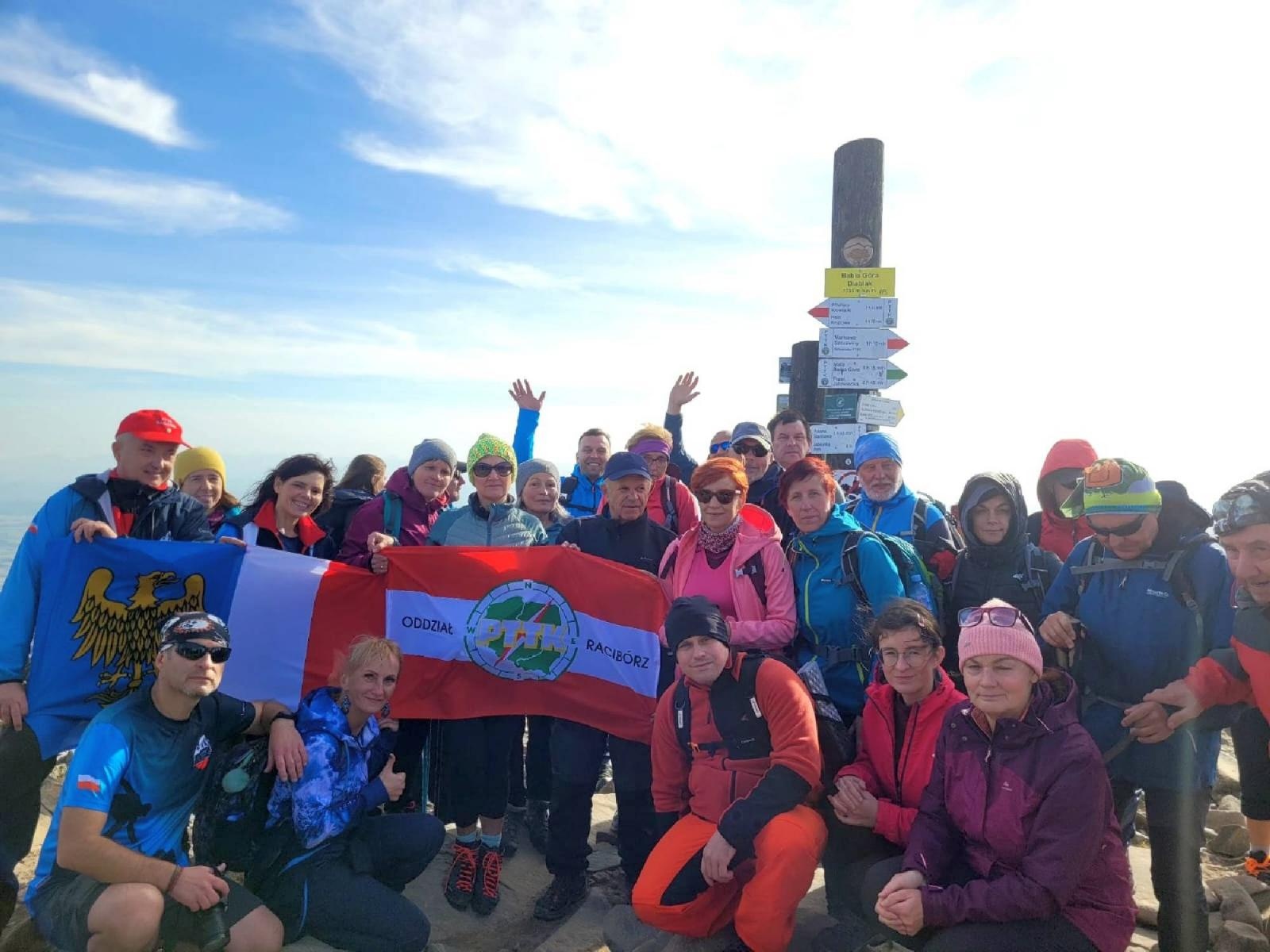 Zdjęcie w galerii na portalu naszraciborz.pl: Babia Góra i Pilsko - raciborzanie na górskich szlakach wiadomości z regionu