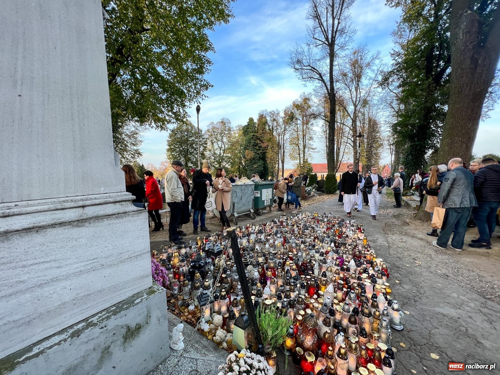 Zdjęcie w galerii na portalu naszraciborz.pl: Raciborskie Jeruzalem AD 2022. Modlitwa i kwesta na ratowanie zabytków [FOTO i WIDEO] wiadomości z regionu