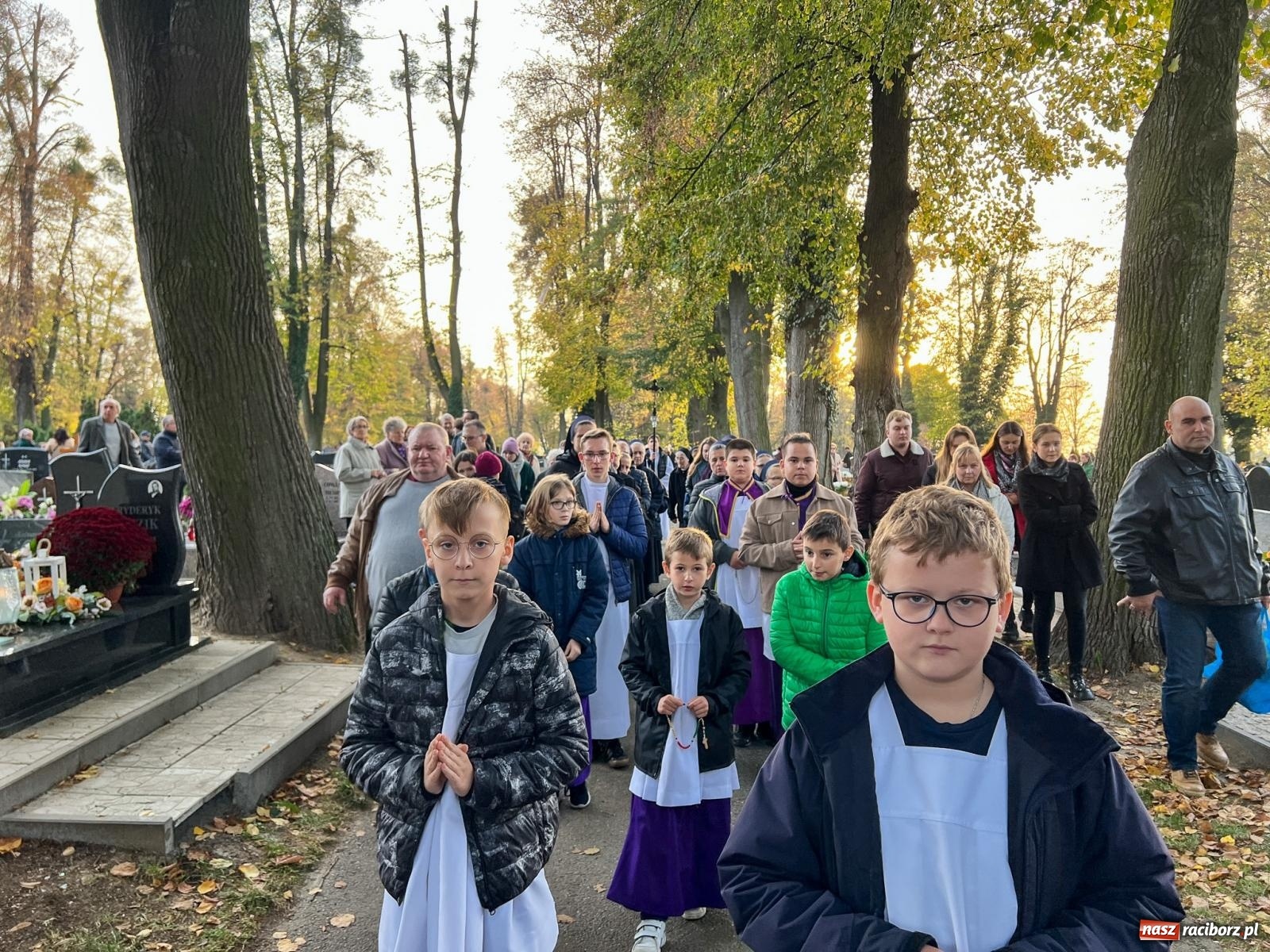 Zdjęcie w galerii na portalu naszraciborz.pl: Raciborskie Jeruzalem AD 2022. Modlitwa i kwesta na ratowanie zabytków [FOTO i WIDEO] wiadomości z regionu