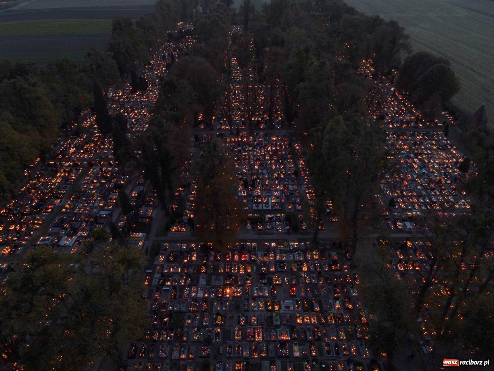 Zdjęcie w galerii na portalu naszraciborz.pl: Raciborskie Jeruzalem AD 2022. Modlitwa i kwesta na ratowanie zabytków [FOTO i WIDEO] wiadomości z regionu