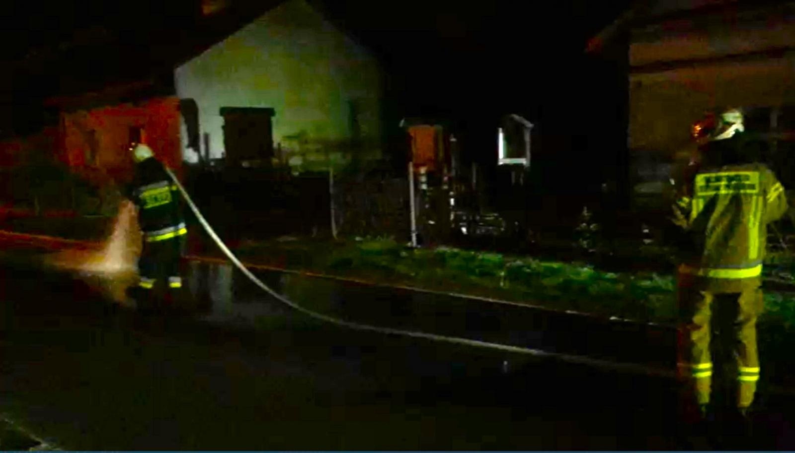 Zdjęcie w galerii na portalu naszraciborz.pl: Raport 998. Plama na jezdni w Rudyszwałdzie wiadomości z regionu