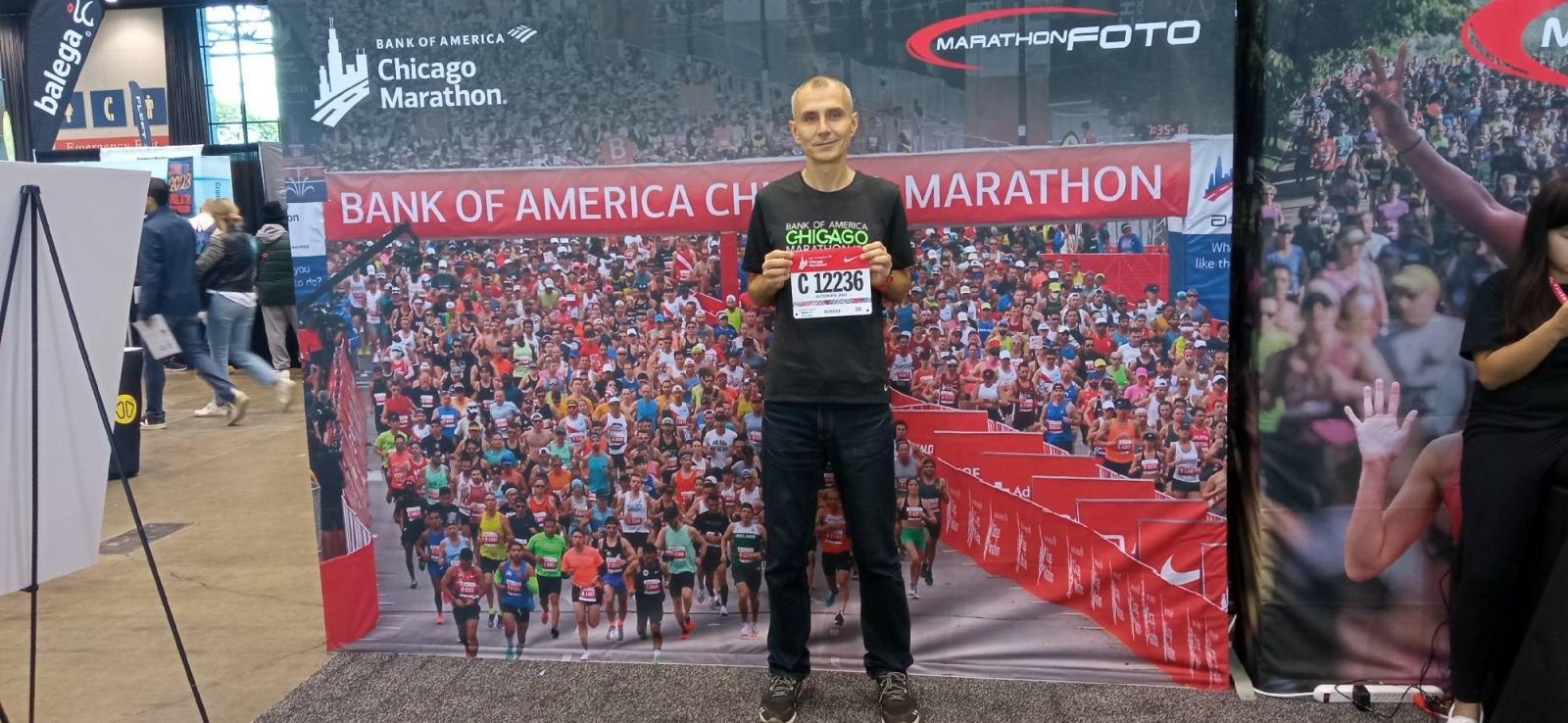 Zdjęcie w galerii na portalu naszraciborz.pl: Z Raciborza za Atlantyk. Raciborzanin pobiegł w Bank of America Chicago Marathon wiadomości z regionu