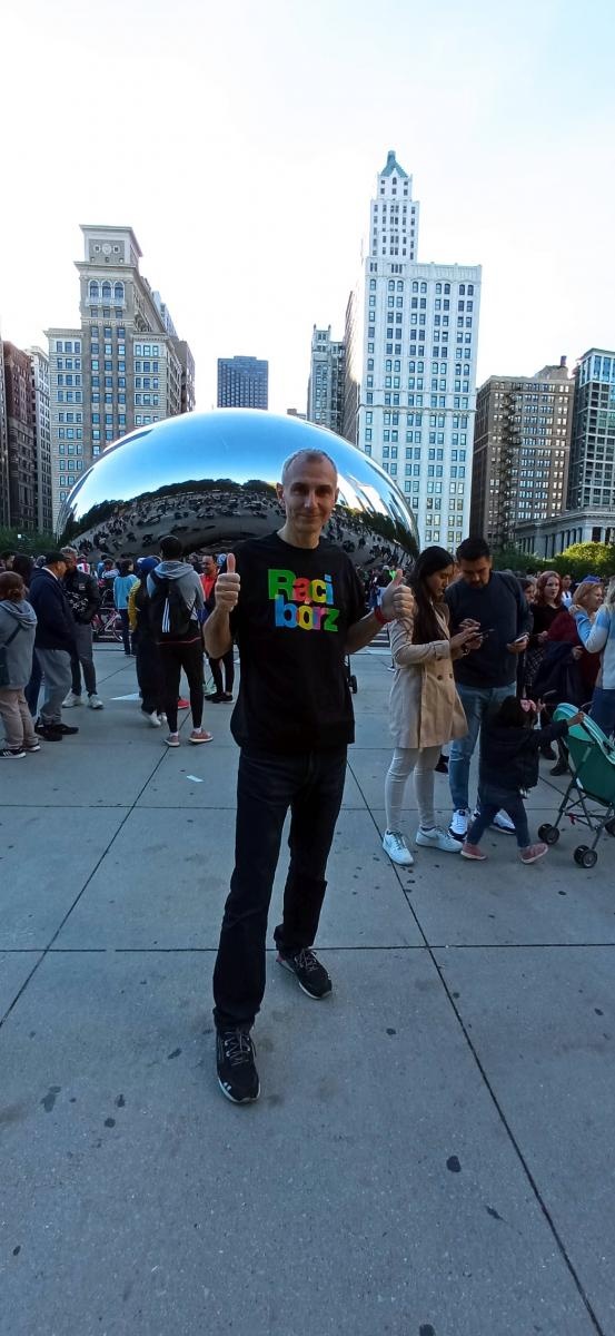 Zdjęcie w galerii na portalu naszraciborz.pl: Z Raciborza za Atlantyk. Raciborzanin pobiegł w Bank of America Chicago Marathon wiadomości z regionu