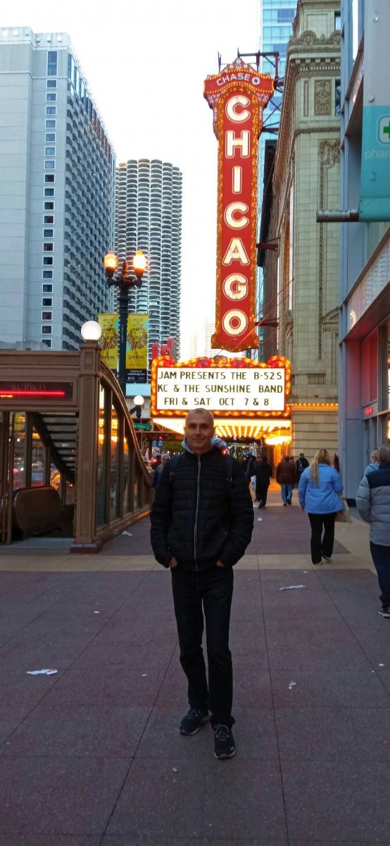 Zdjęcie w galerii na portalu naszraciborz.pl: Z Raciborza za Atlantyk. Raciborzanin pobiegł w Bank of America Chicago Marathon wiadomości z regionu