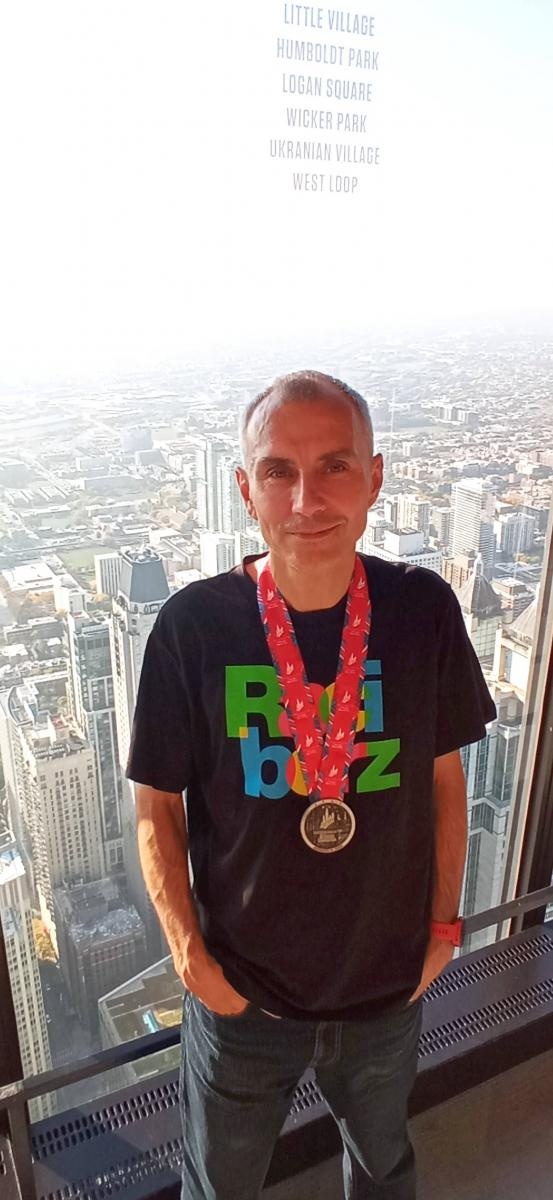 Zdjęcie w galerii na portalu naszraciborz.pl: Z Raciborza za Atlantyk. Raciborzanin pobiegł w Bank of America Chicago Marathon wiadomości z regionu