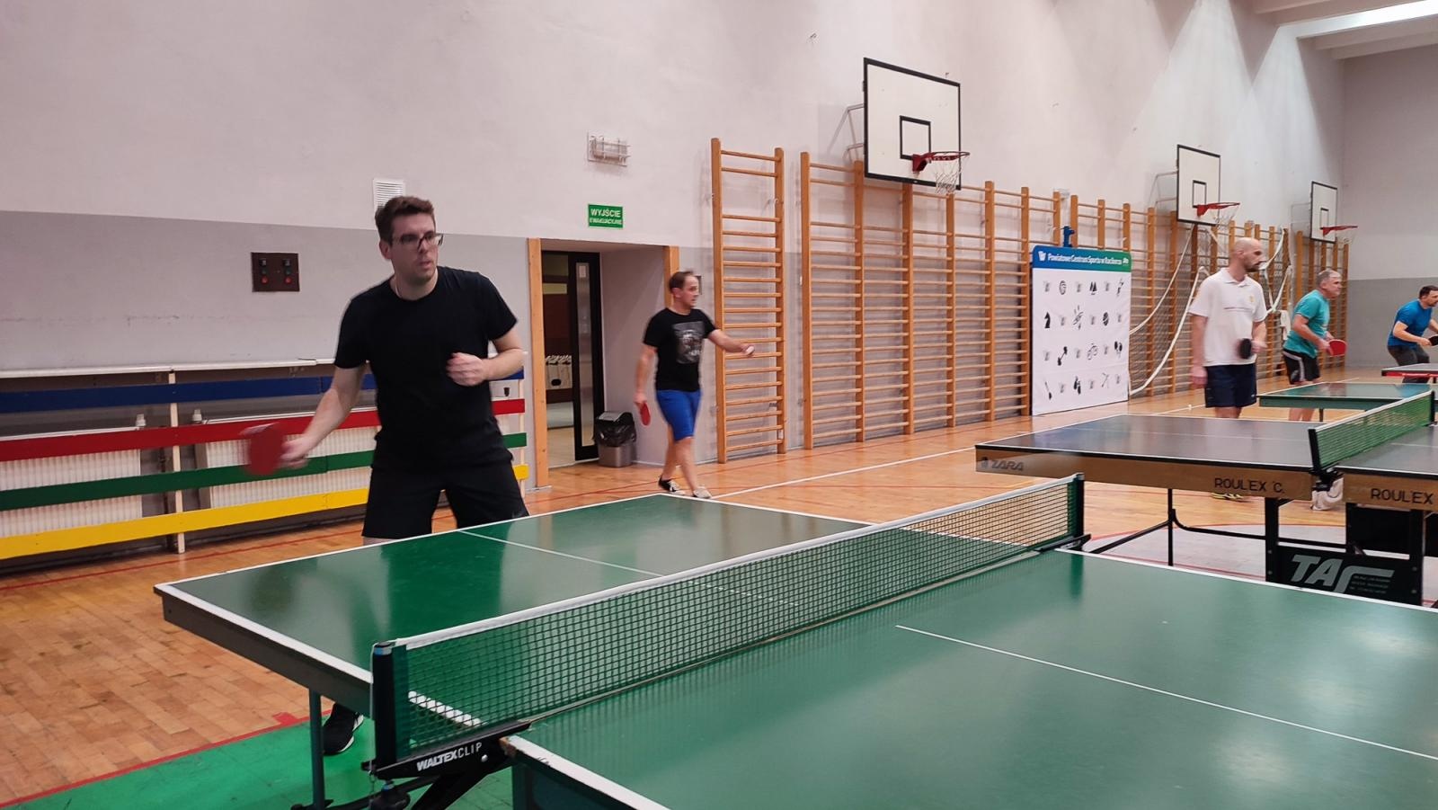 Zdjęcie w galerii na portalu naszraciborz.pl: W raciborskim PCS Wystartowała Amatorska Liga Tenisa Stołowego wiadomości z regionu
