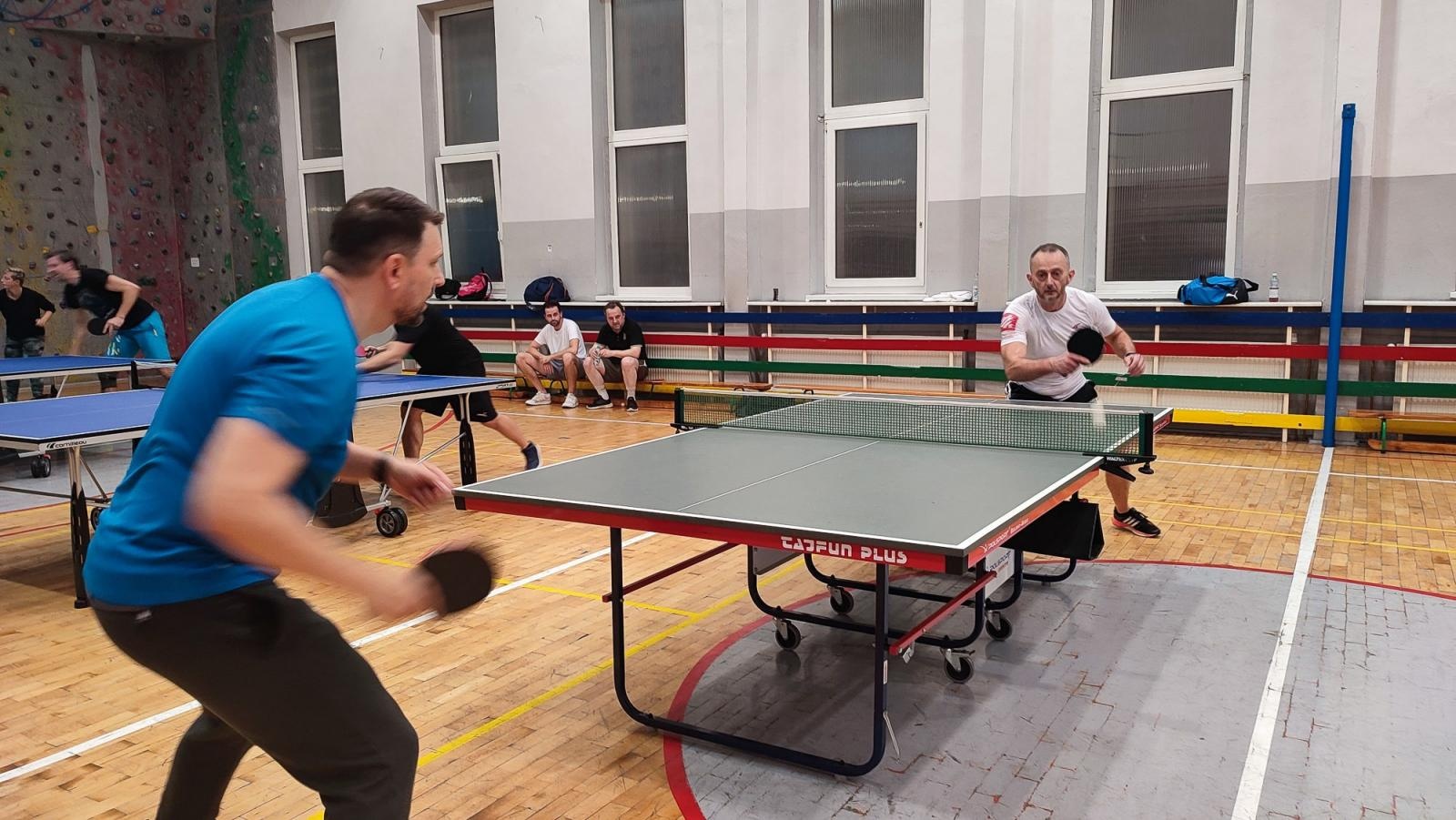 Zdjęcie w galerii na portalu naszraciborz.pl: W raciborskim PCS Wystartowała Amatorska Liga Tenisa Stołowego wiadomości z regionu
