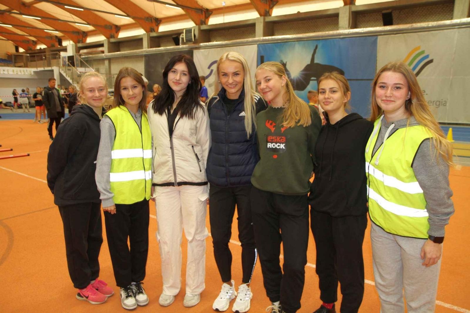 Zdjęcie w galerii na portalu naszraciborz.pl: Halowe Mistrzostwa Raciborza w LA. Triumf SP 15 wiadomości z regionu