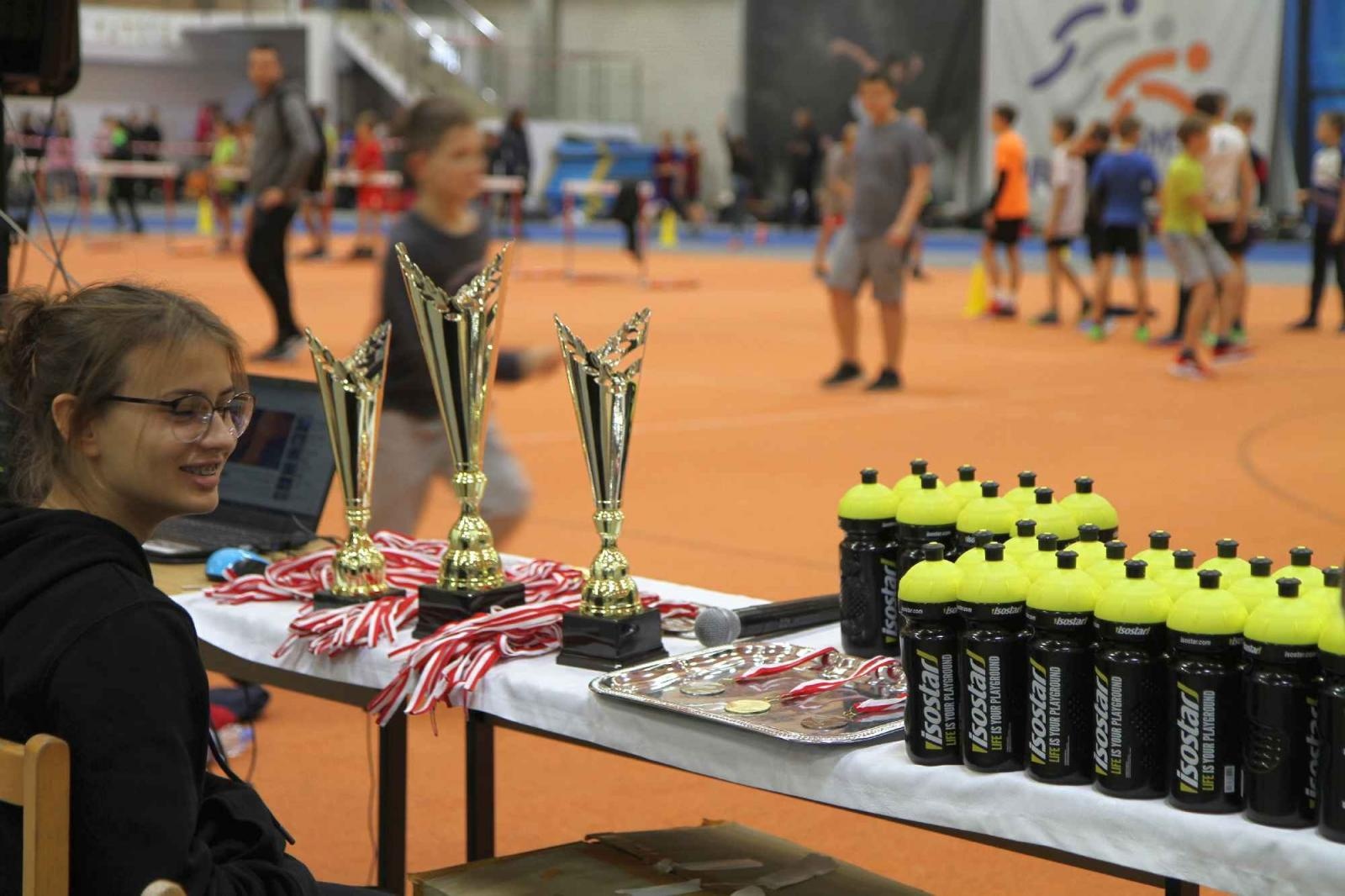 Zdjęcie w galerii na portalu naszraciborz.pl: Halowe Mistrzostwa Raciborza w LA. Triumf SP 15 wiadomości z regionu