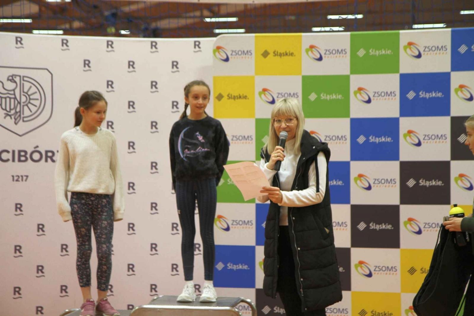 Zdjęcie w galerii na portalu naszraciborz.pl: Halowe Mistrzostwa Raciborza w LA. Triumf SP 15 wiadomości z regionu