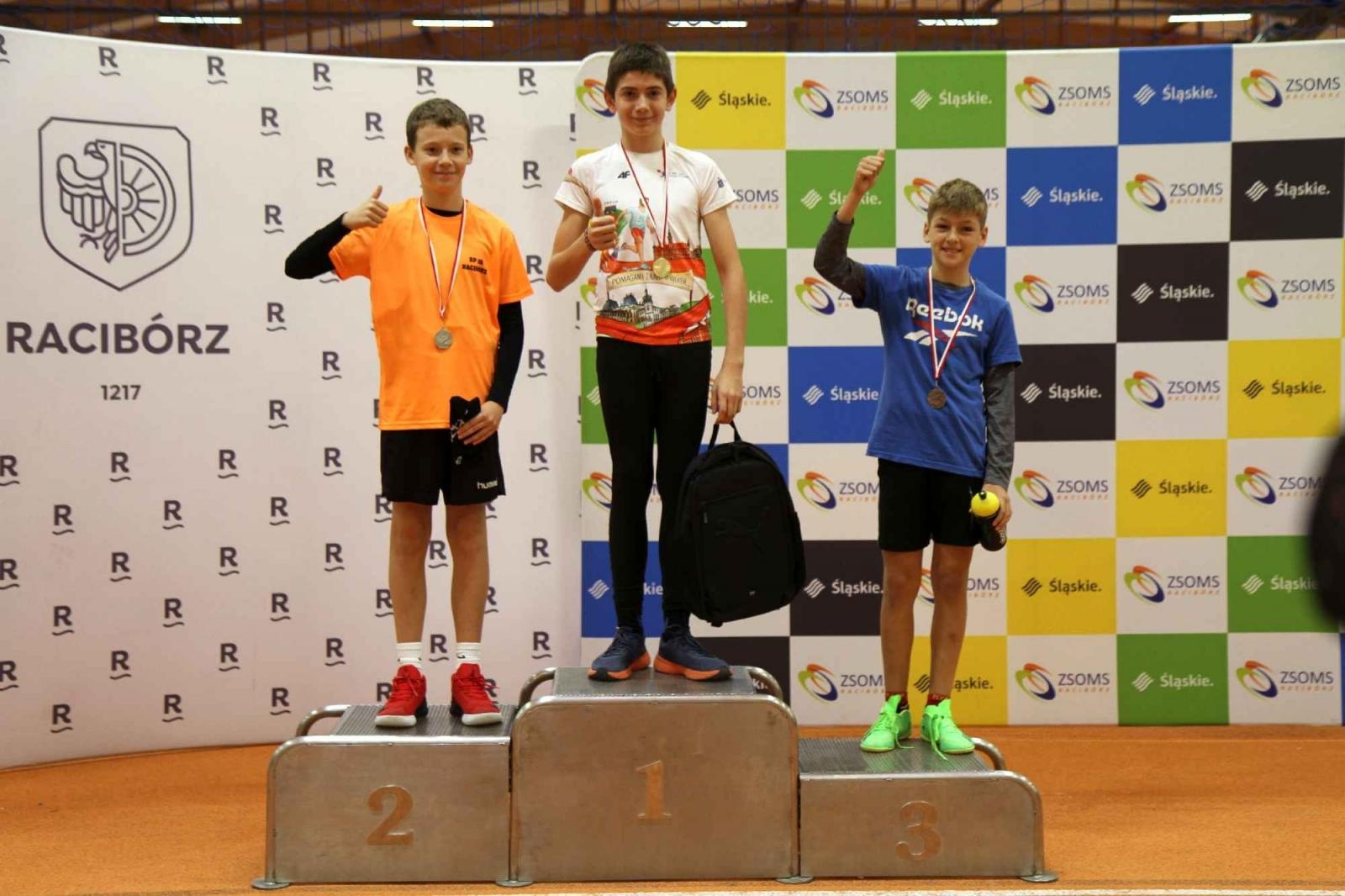 Zdjęcie w galerii na portalu naszraciborz.pl: Halowe Mistrzostwa Raciborza w LA. Triumf SP 15 wiadomości z regionu