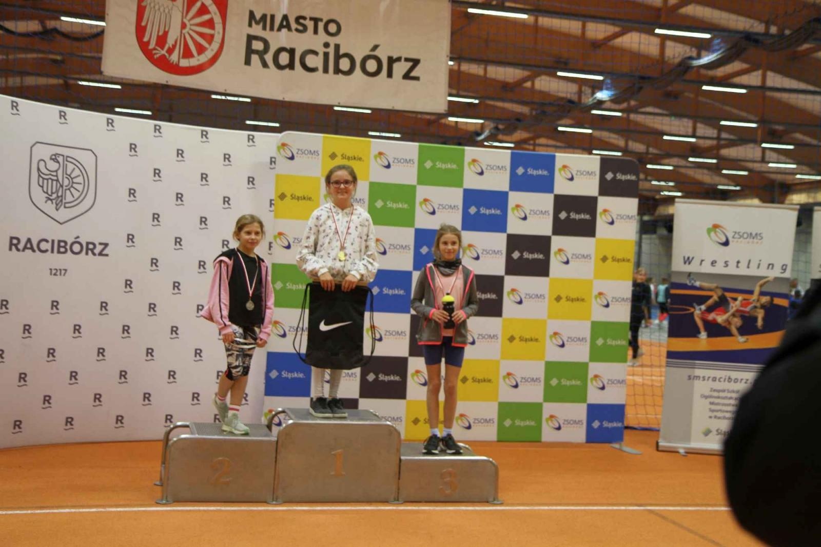 Zdjęcie w galerii na portalu naszraciborz.pl: Halowe Mistrzostwa Raciborza w LA. Triumf SP 15 wiadomości z regionu