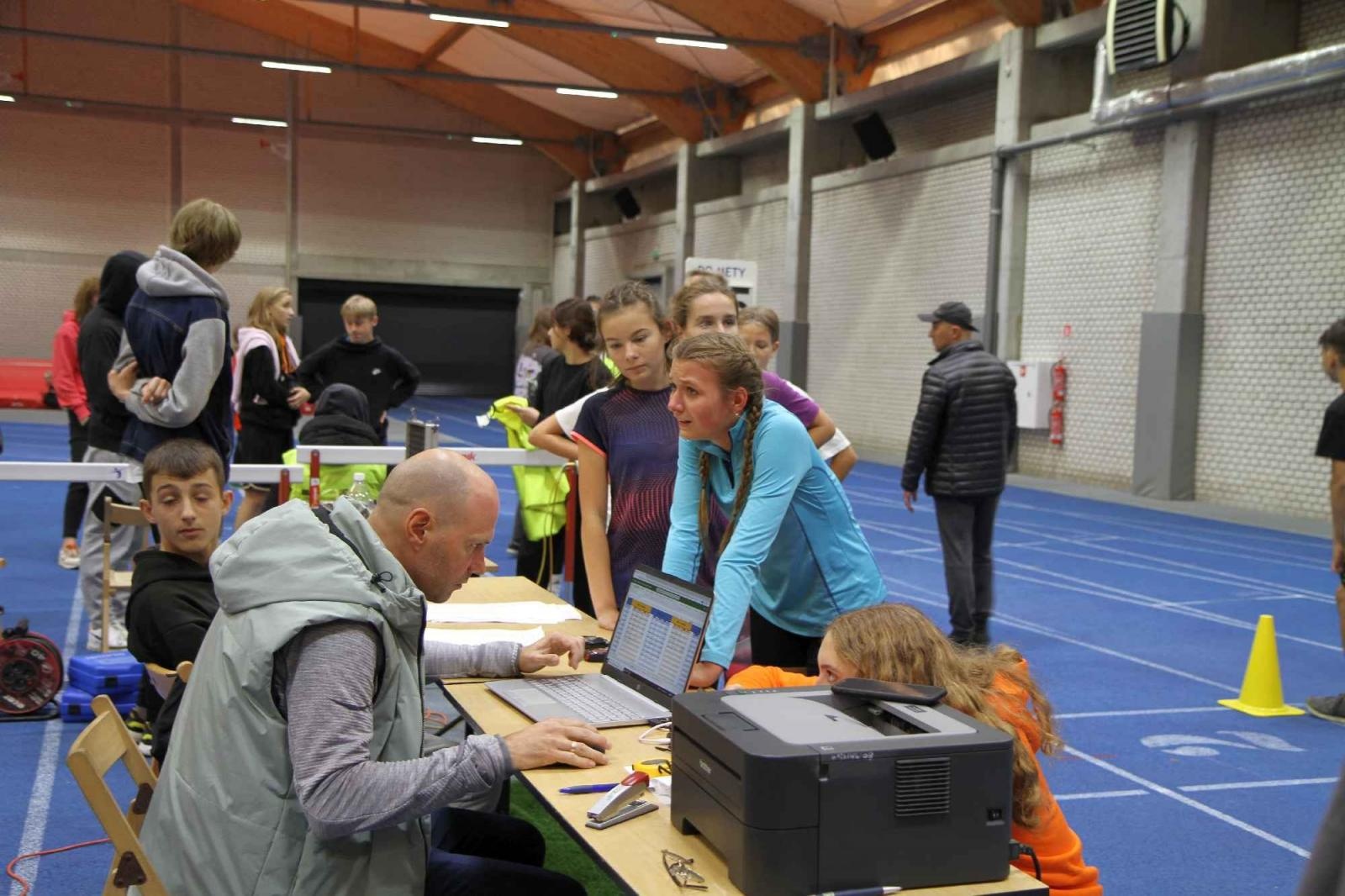 Zdjęcie w galerii na portalu naszraciborz.pl: Halowe Mistrzostwa Raciborza w LA. Triumf SP 15 wiadomości z regionu