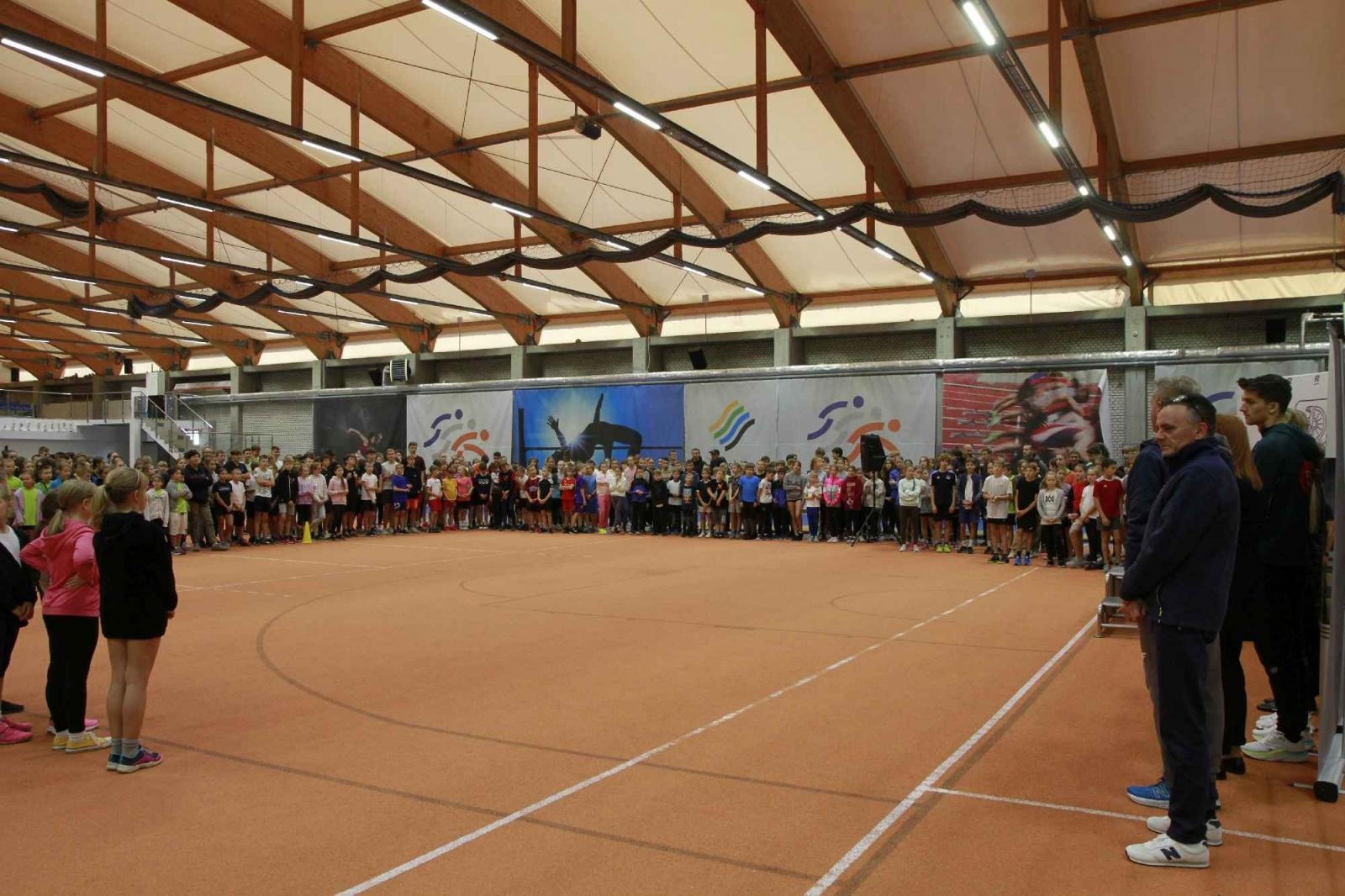 Zdjęcie w galerii na portalu naszraciborz.pl: Halowe Mistrzostwa Raciborza w LA. Triumf SP 15 wiadomości z regionu