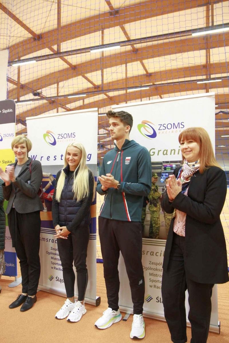 Zdjęcie w galerii na portalu naszraciborz.pl: Halowe Mistrzostwa Raciborza w LA. Triumf SP 15 wiadomości z regionu