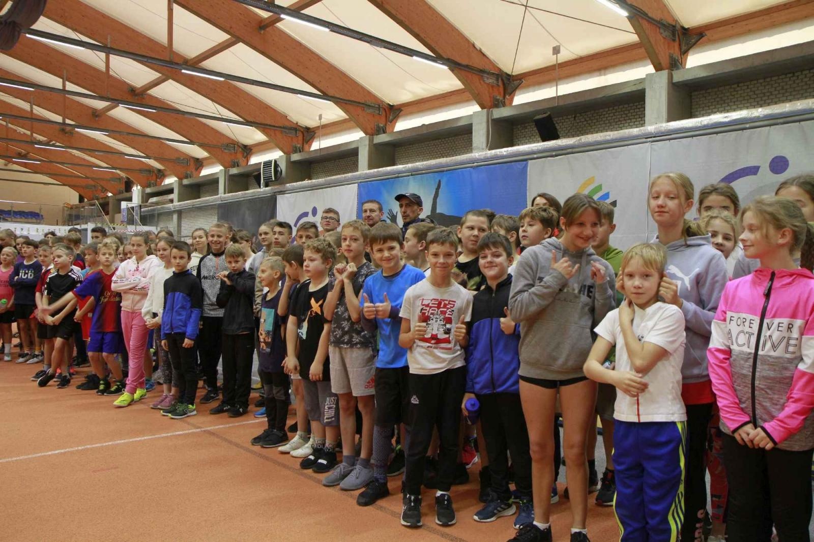 Zdjęcie w galerii na portalu naszraciborz.pl: Halowe Mistrzostwa Raciborza w LA. Triumf SP 15 wiadomości z regionu