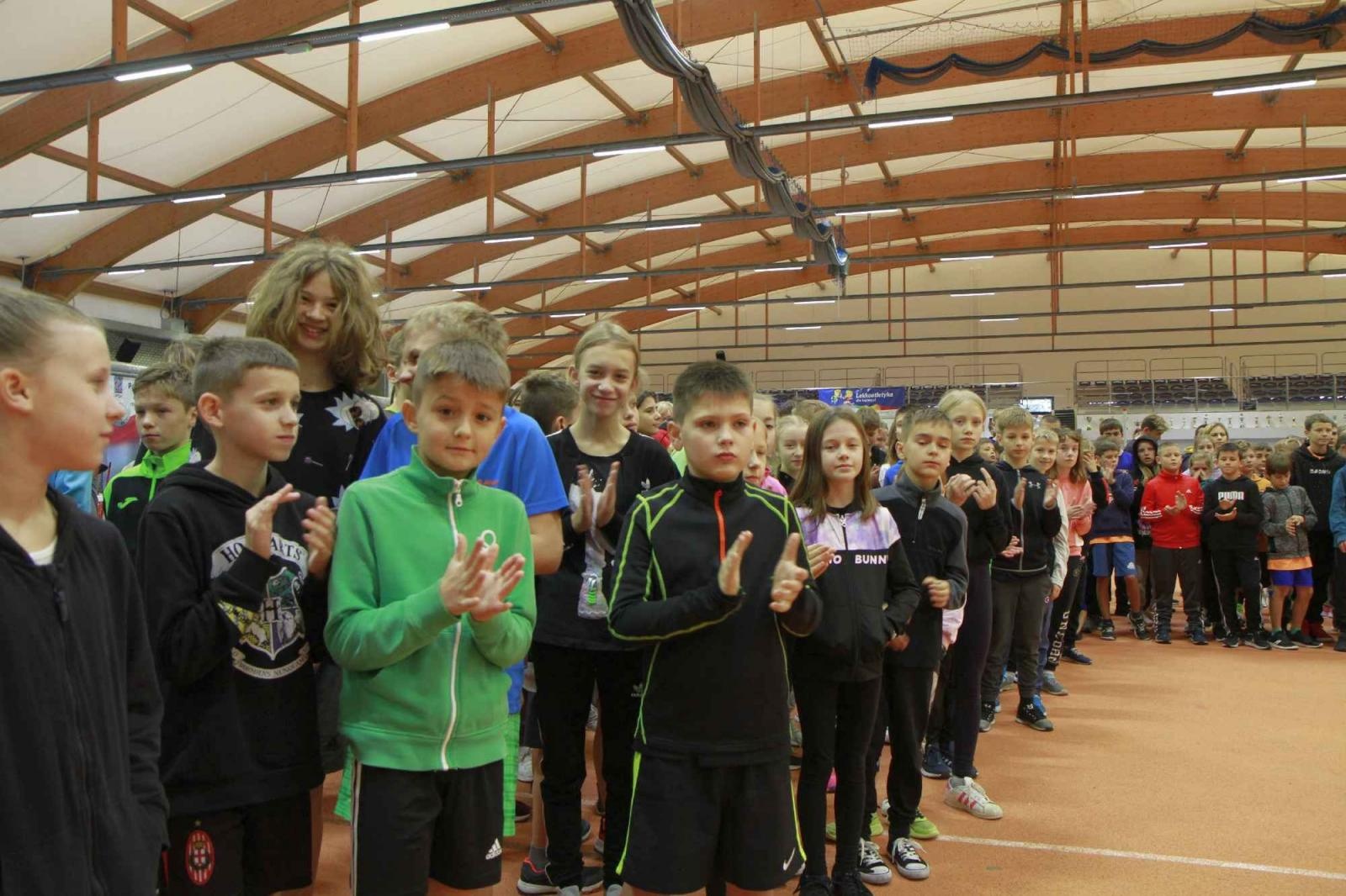 Zdjęcie w galerii na portalu naszraciborz.pl: Halowe Mistrzostwa Raciborza w LA. Triumf SP 15 wiadomości z regionu