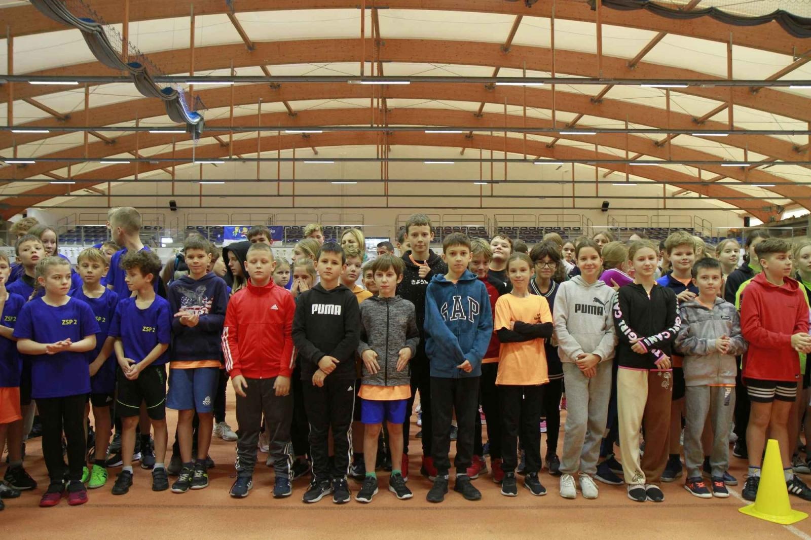 Zdjęcie w galerii na portalu naszraciborz.pl: Halowe Mistrzostwa Raciborza w LA. Triumf SP 15 wiadomości z regionu