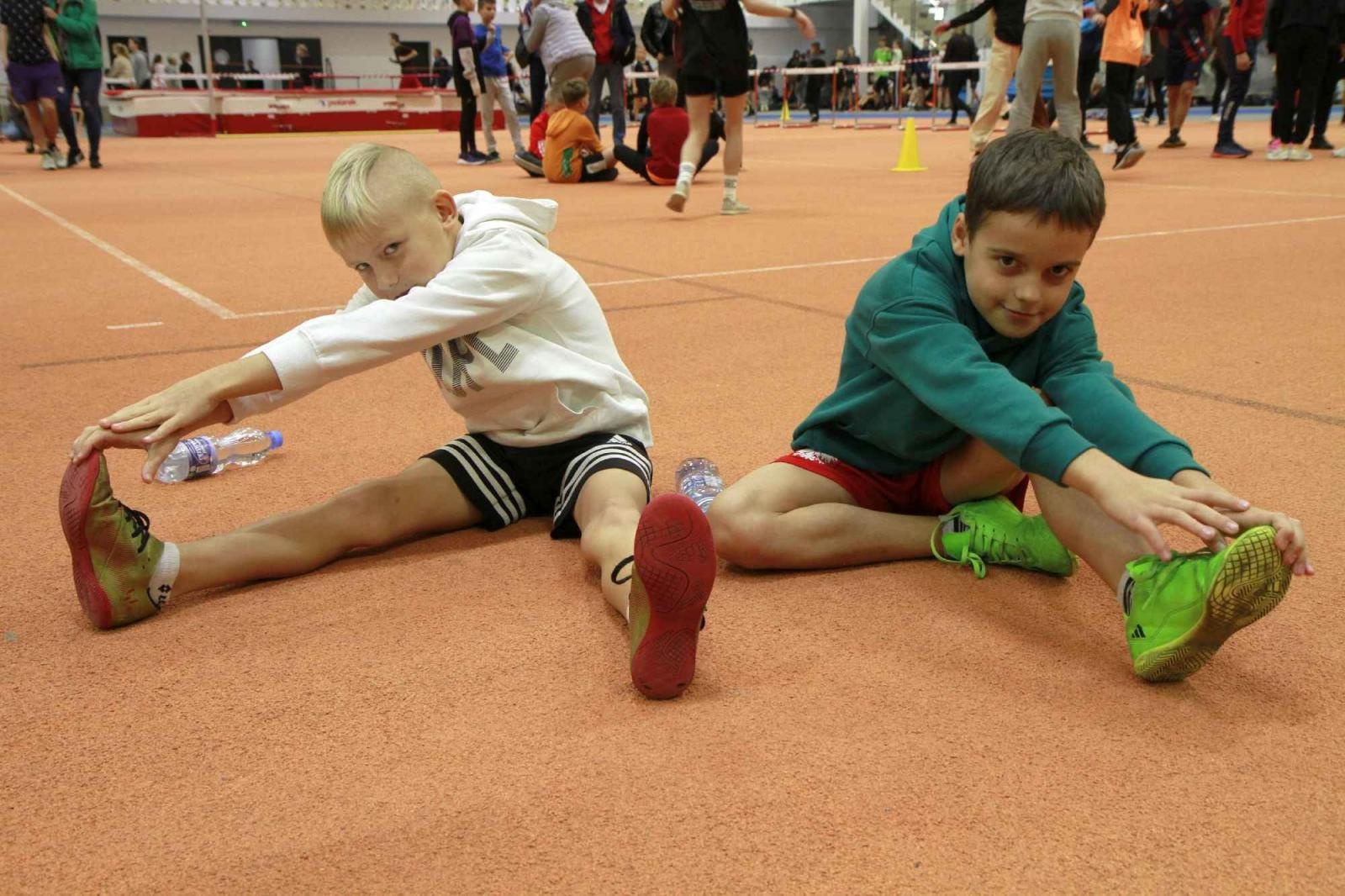 Zdjęcie w galerii na portalu naszraciborz.pl: Halowe Mistrzostwa Raciborza w LA. Triumf SP 15 wiadomości z regionu