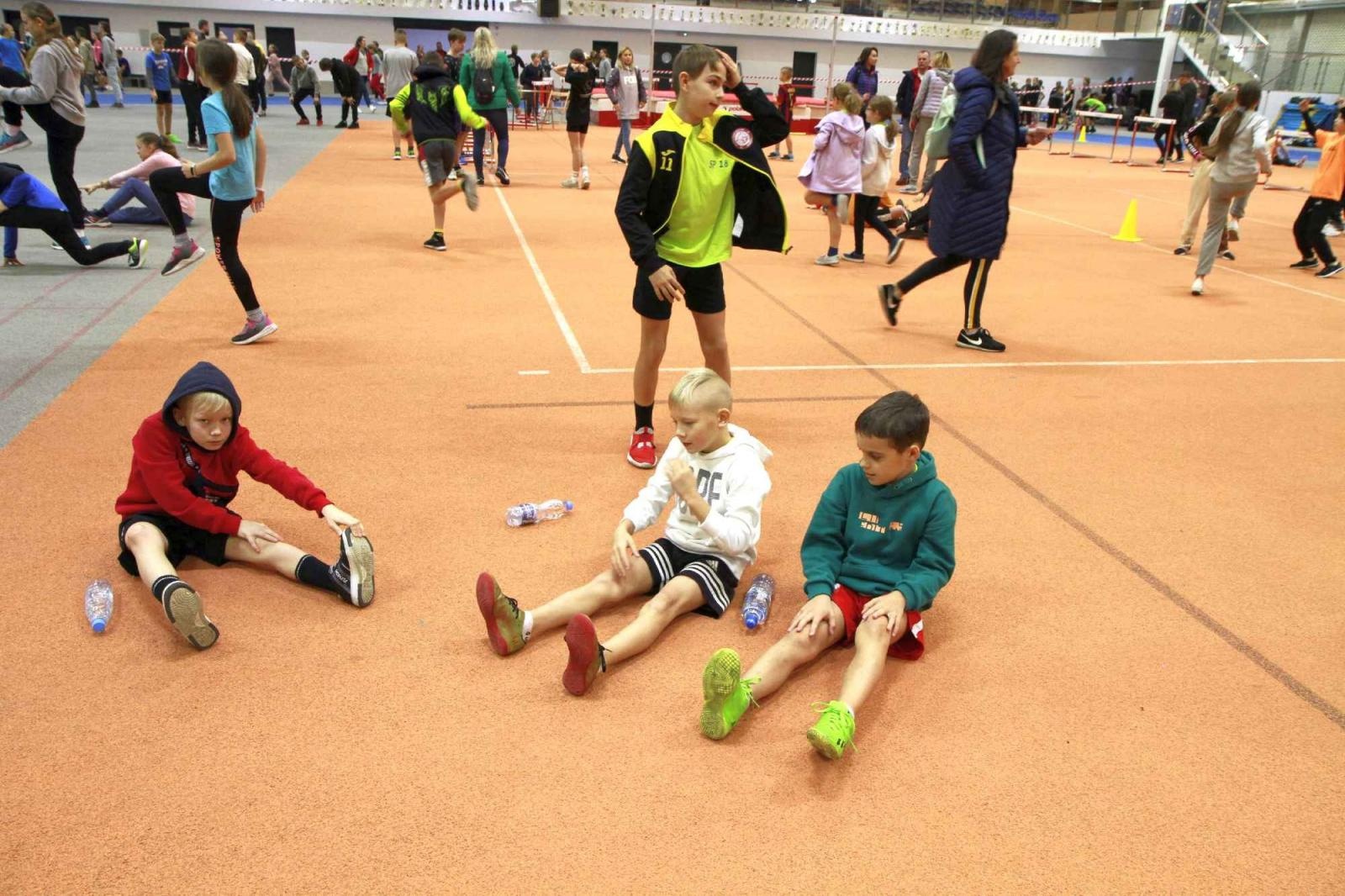 Zdjęcie w galerii na portalu naszraciborz.pl: Halowe Mistrzostwa Raciborza w LA. Triumf SP 15 wiadomości z regionu