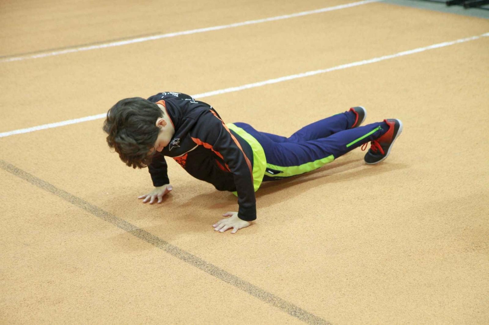 Zdjęcie w galerii na portalu naszraciborz.pl: Halowe Mistrzostwa Raciborza w LA. Triumf SP 15 wiadomości z regionu