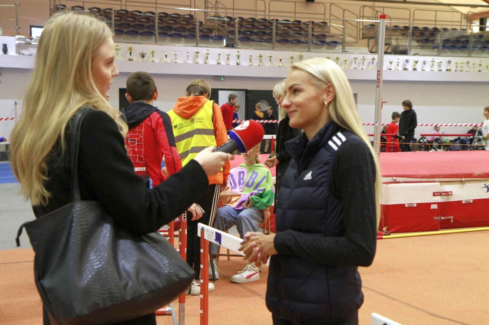 Zdjęcie w galerii na portalu naszraciborz.pl: Halowe Mistrzostwa Raciborza w LA. Triumf SP 15 wiadomości z regionu