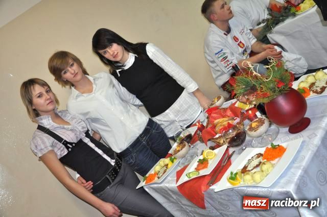 Zdjęcie w galerii na portalu naszraciborz.pl: Konkurs, że palce lizać wiadomości z regionu